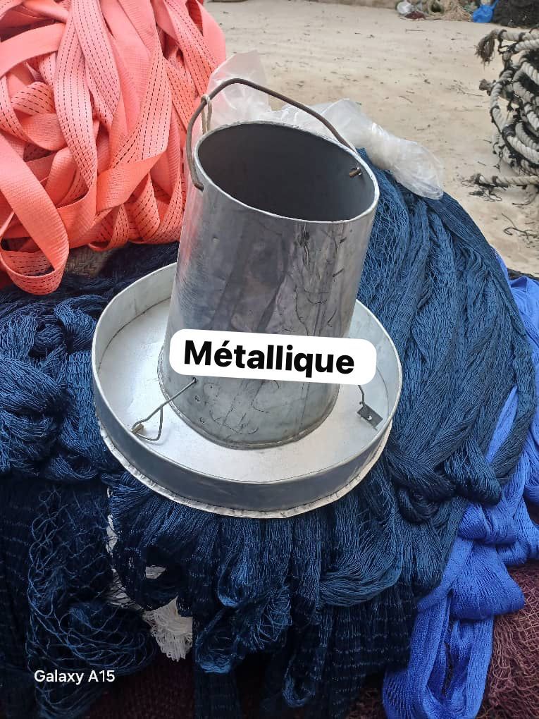 Seau en métal