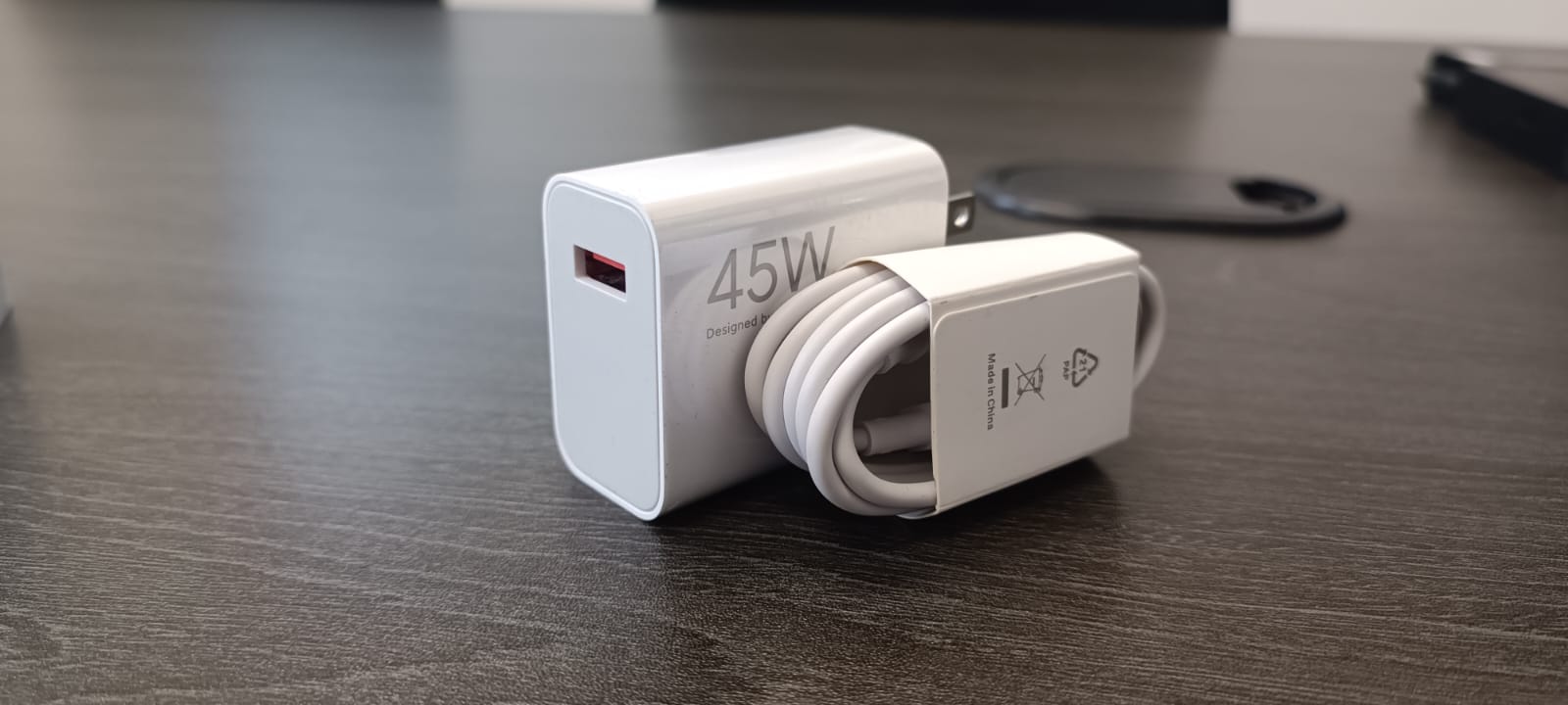 Cargador 45W Generico con Cable