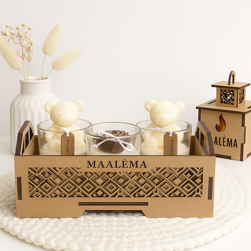 Coffret Cadeau Bougies Artisanales – 3 Parfums en Pots de Verre & Support Gravé  💝 Fait Main avec Amour | 100 % Artisanal | Pièce Unique