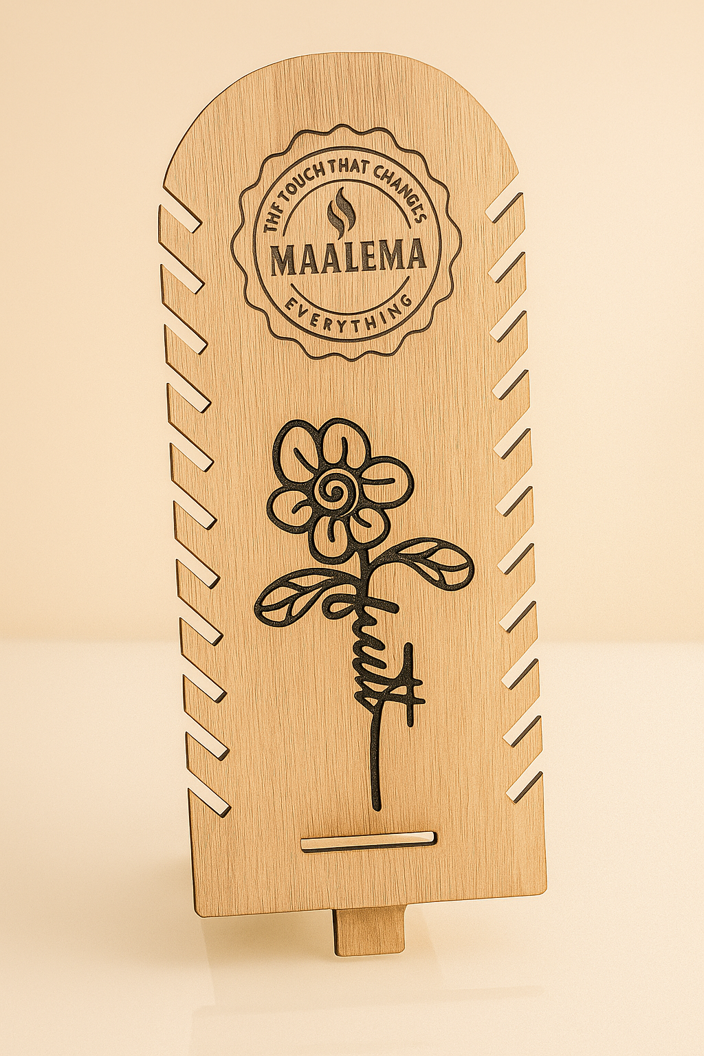 Porte-Collier en Bois Personnalisable - Élégance Naturelle Gravée au Laser