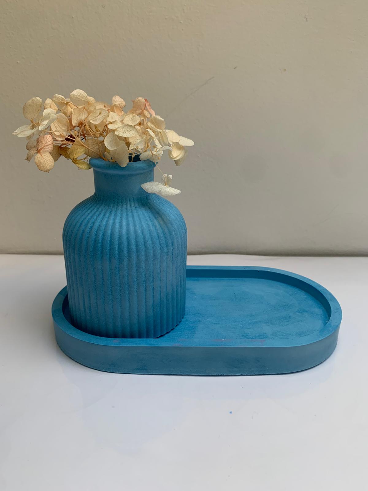 🌿 Vase Décoratif Artisanal en Pierre Blanche – Avec Plateau Assorti (Fait Main)