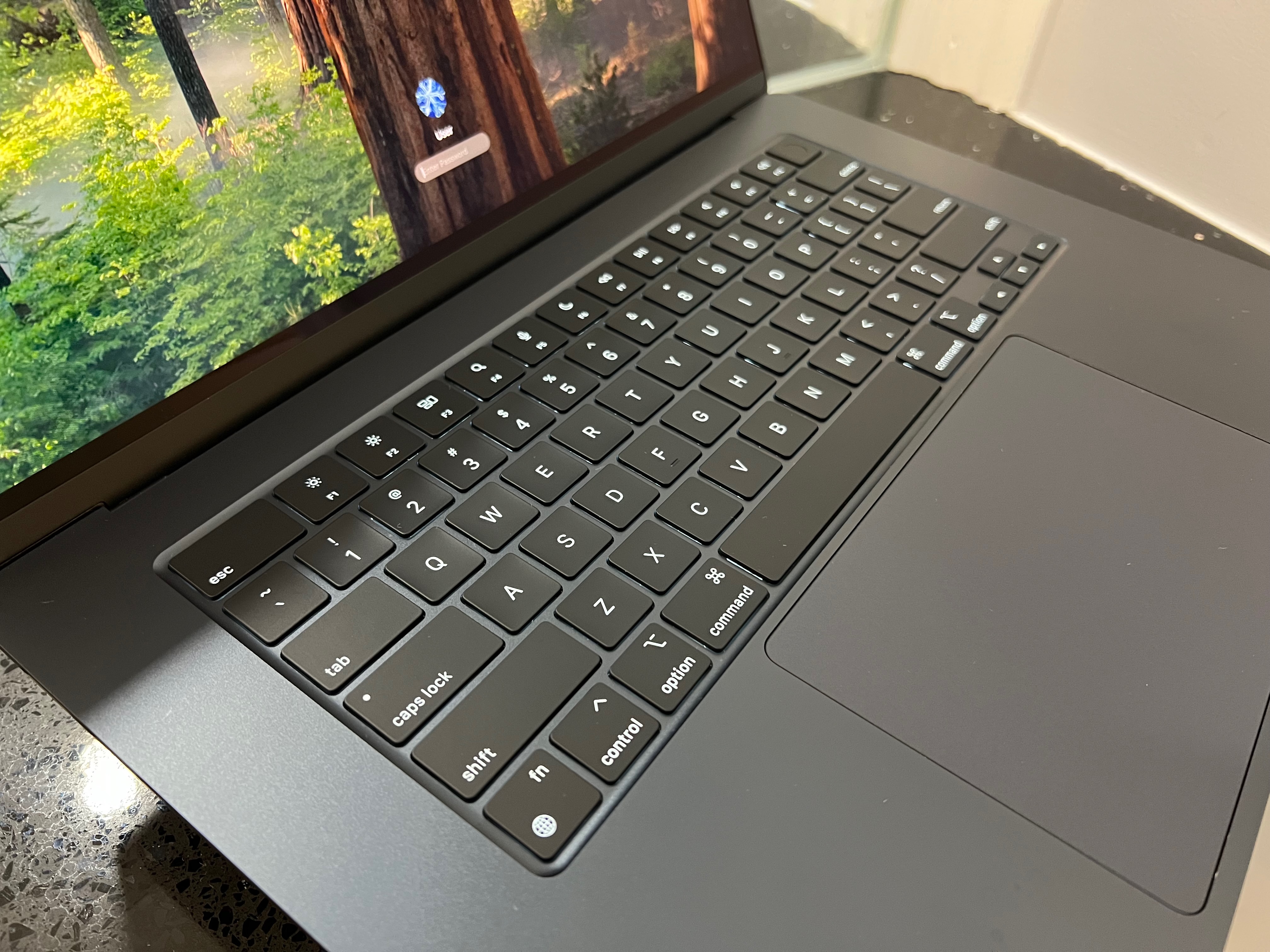 2024 MacBook Air M3 15” 8GB 256GB