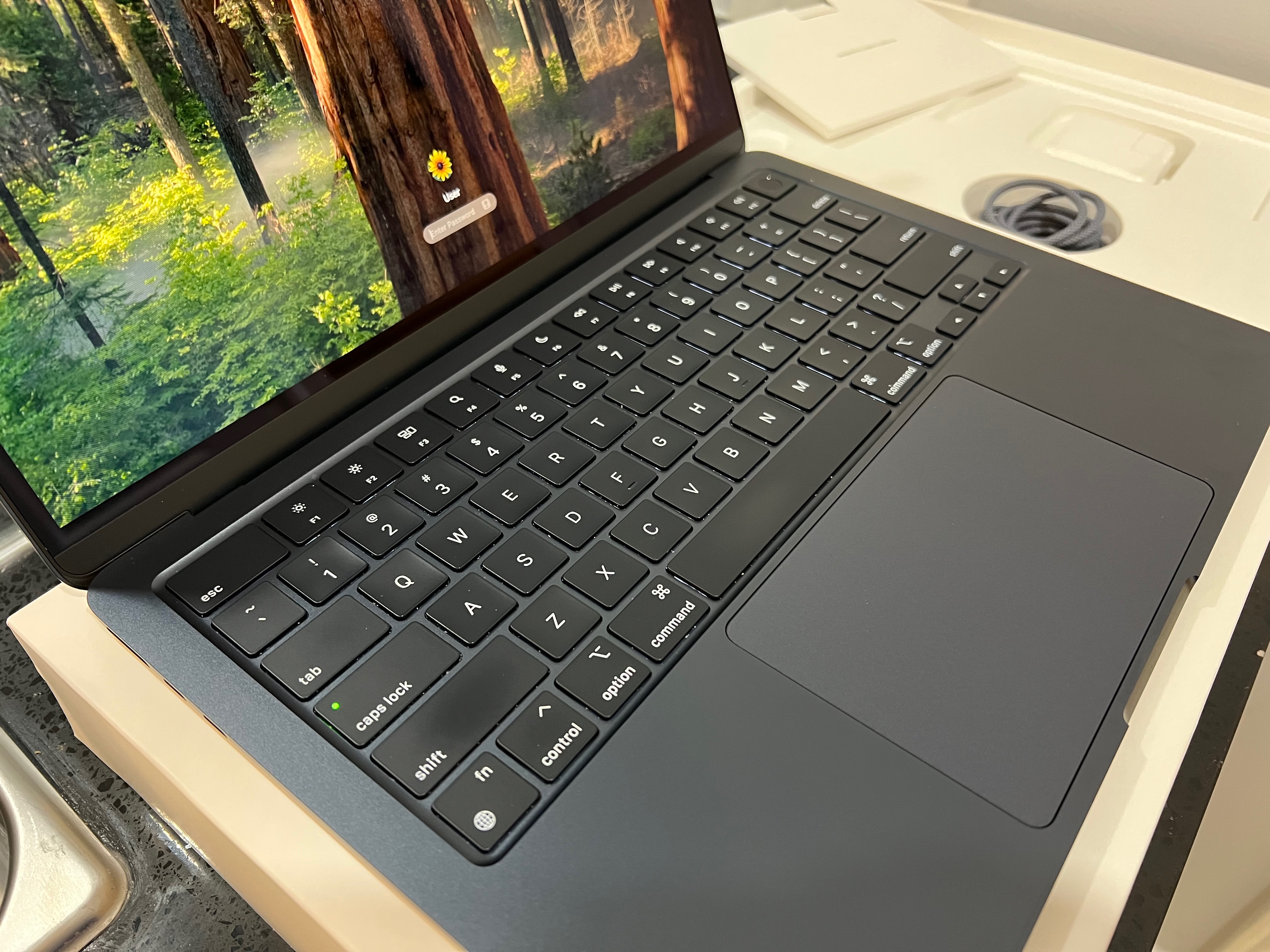 2022 MacBook Air M2 13” 8GB 256GB