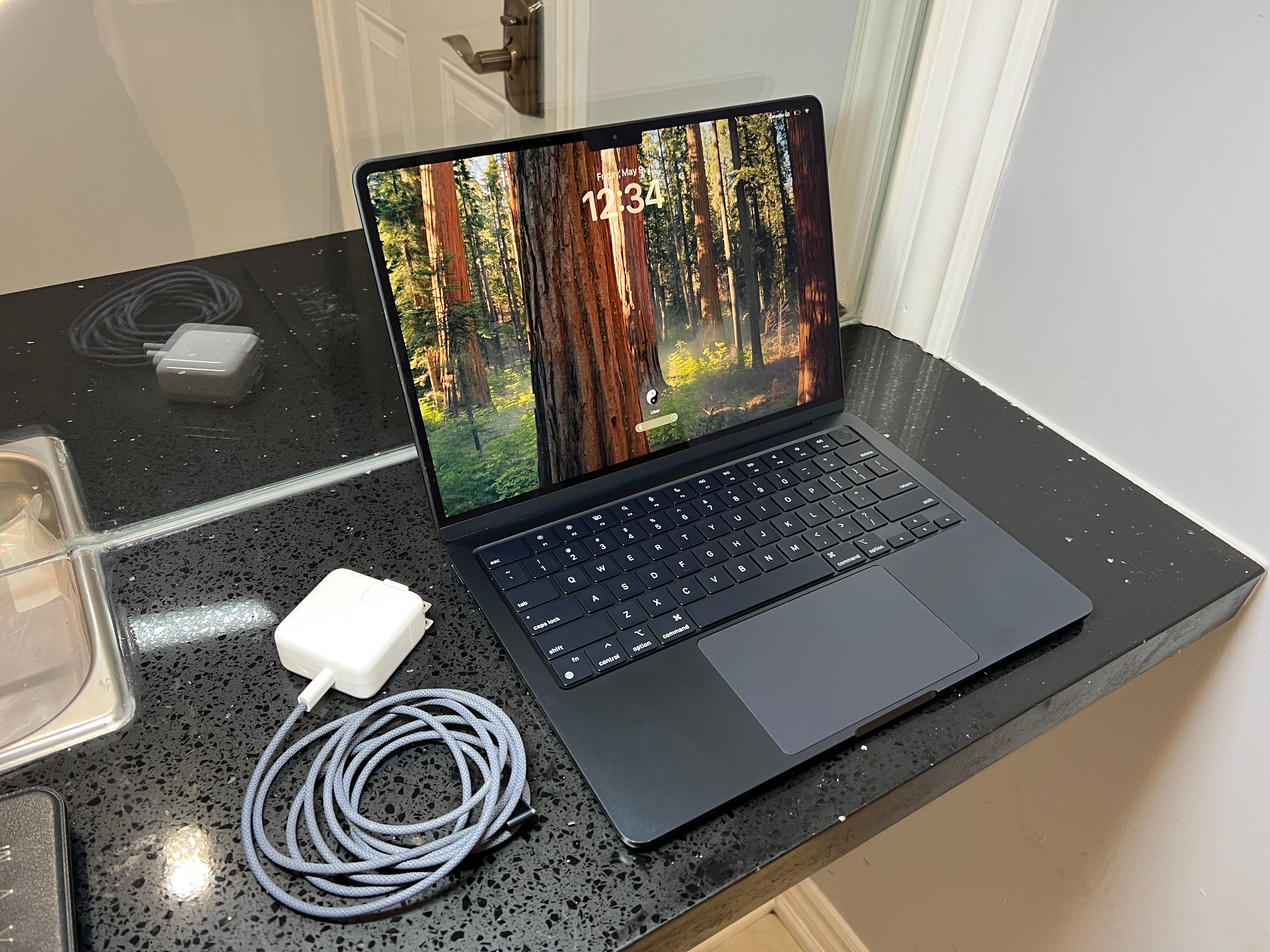 2024 MacBook Air M3 13" 8GB 256GB