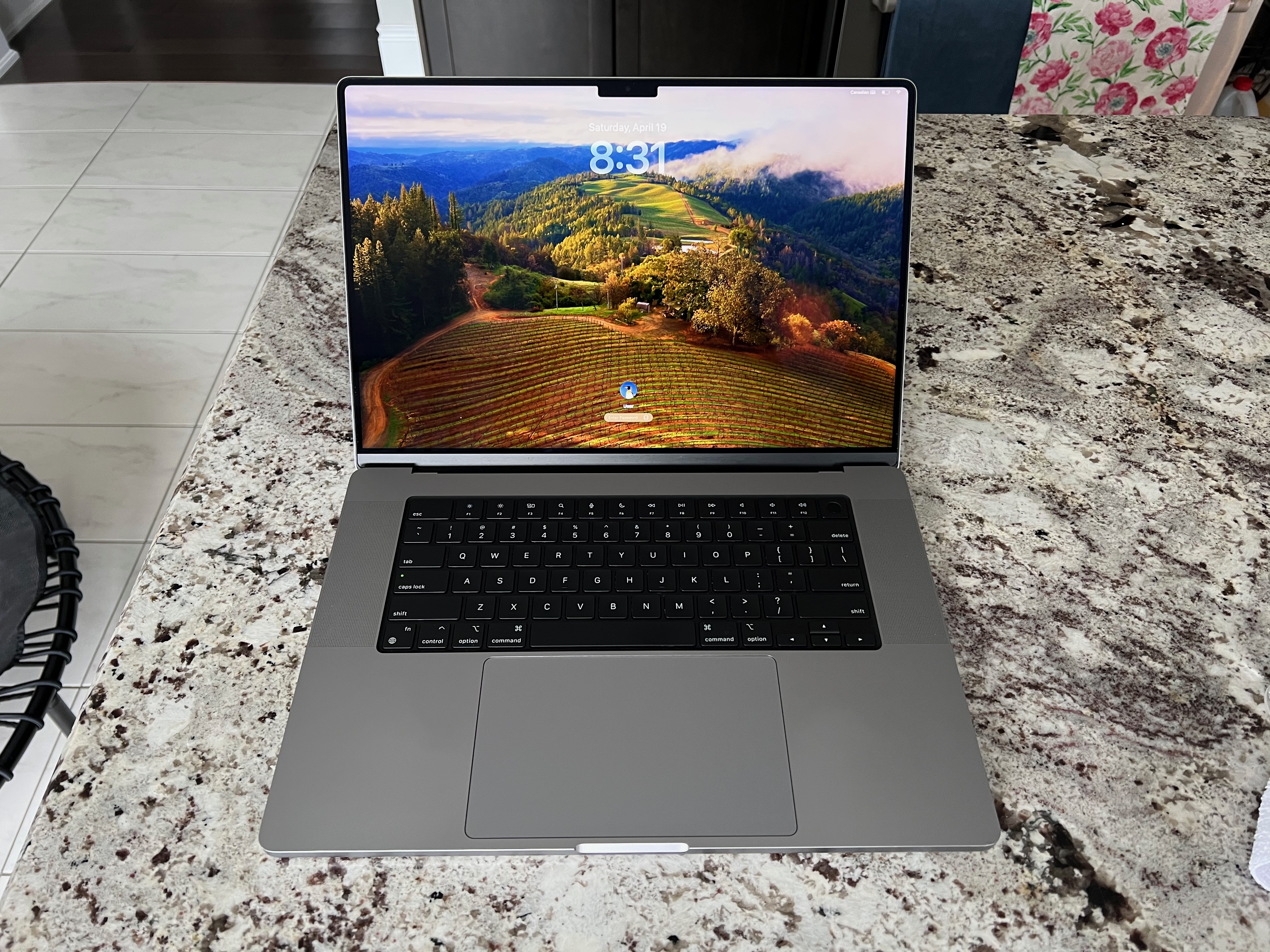 2021 MacBook Pro 16" M1 Pro 32GB 512GB