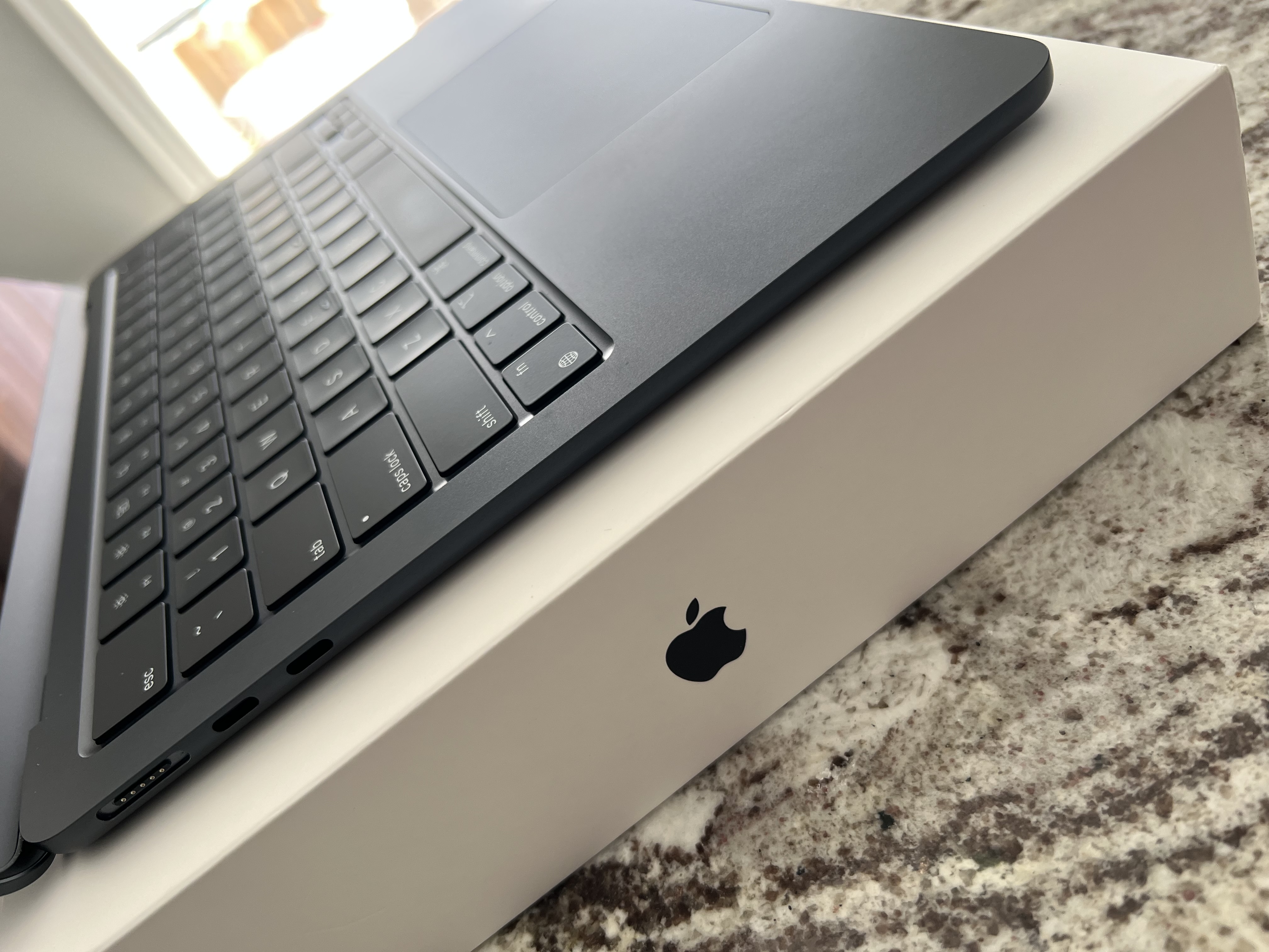 2024 MacBook Air M3 AppleCare+ July 2027 (Like New In Box) Midnight Dark Blue