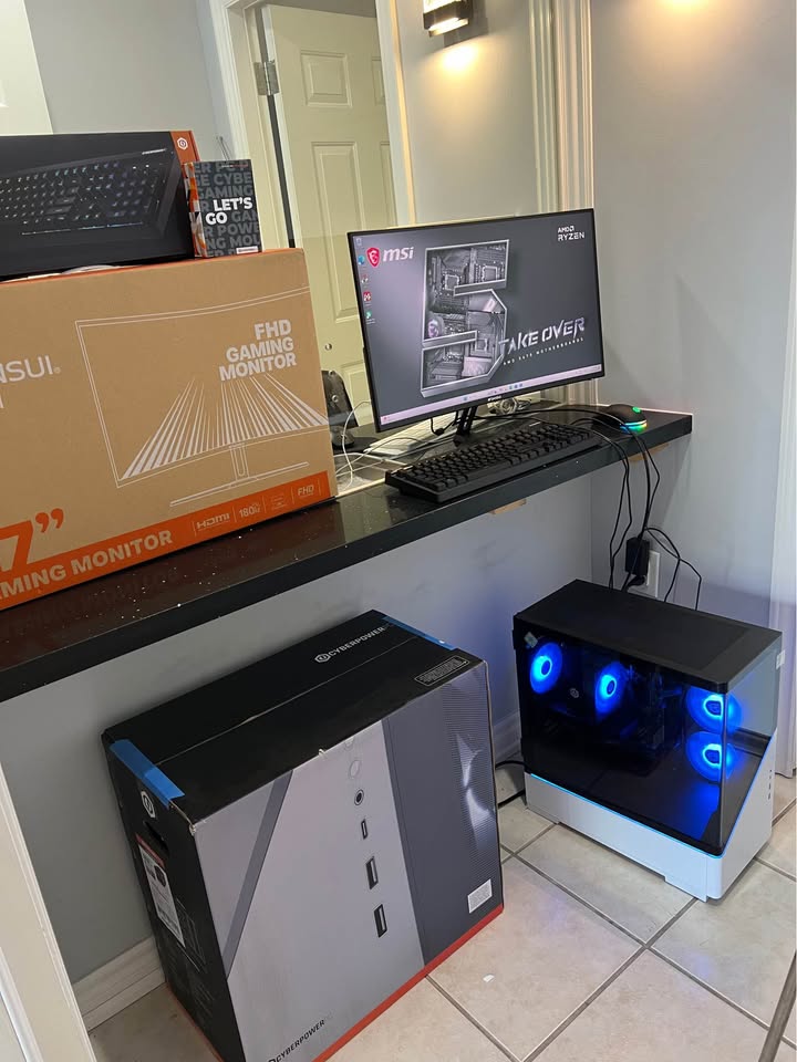 2025 NEW Gaming PC AMD 8GB GPU Ryzen 7 8700F w/Ai 5.0Ghz + 27" 180Hz Curved Monitor