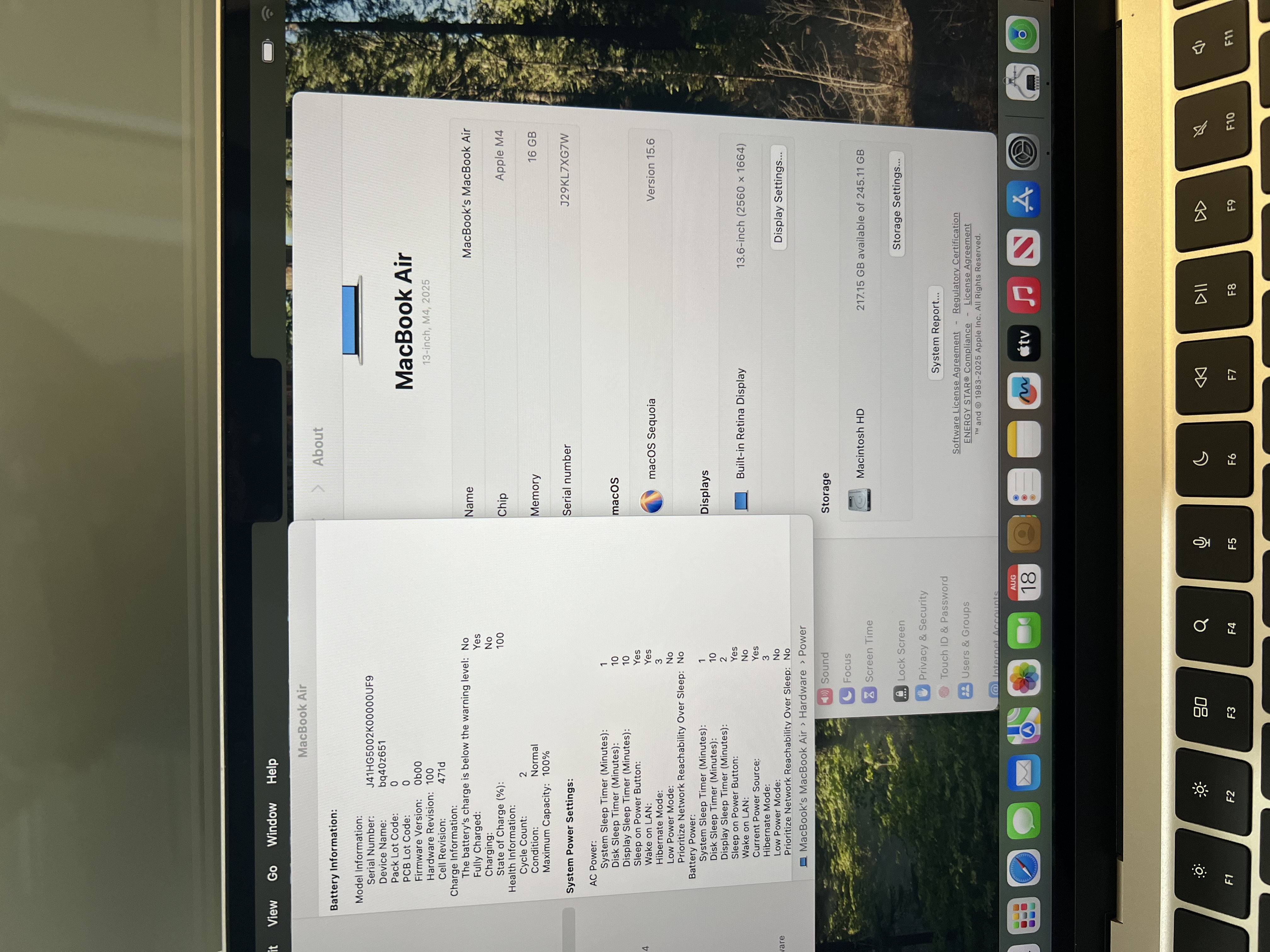 2025 MacBook Air M4 with AppleCare Aug 2026