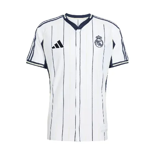 Real Madrid 2025/26 Travel Kit