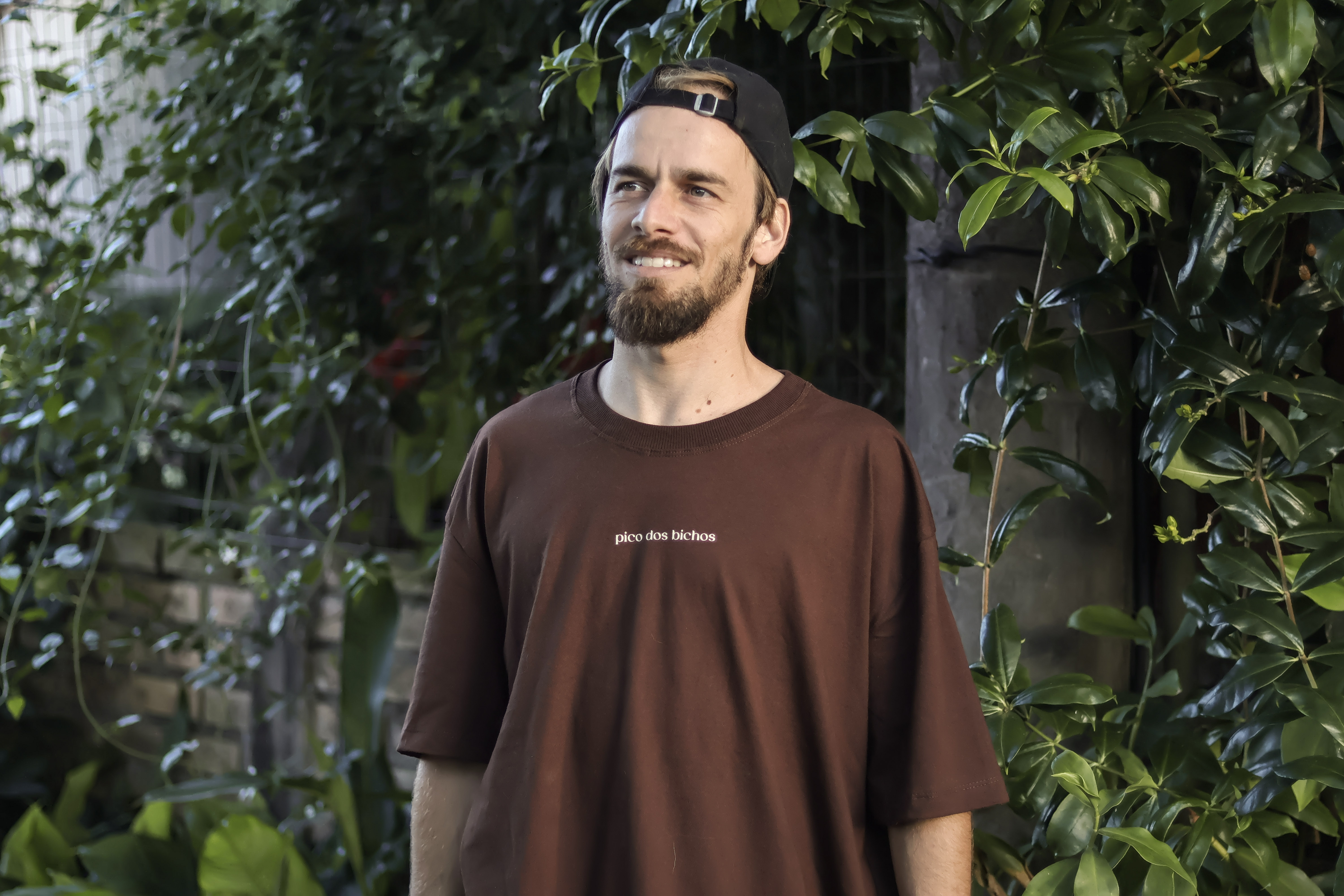 Camiseta Oversize Marrom