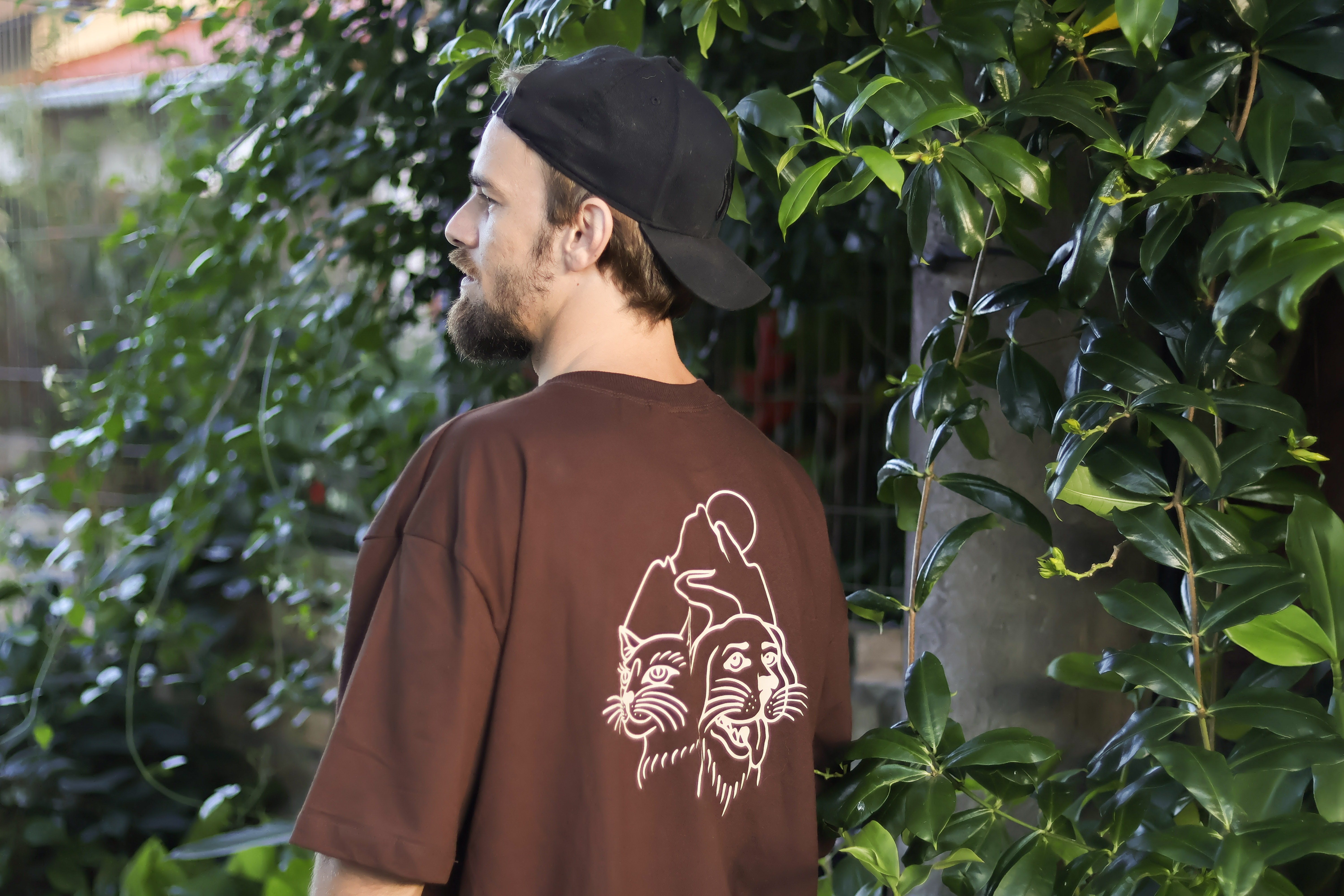 Camiseta Oversize Marrom