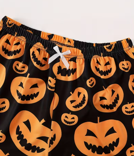 PIJAMA NEGRA DE CALABAZAS
