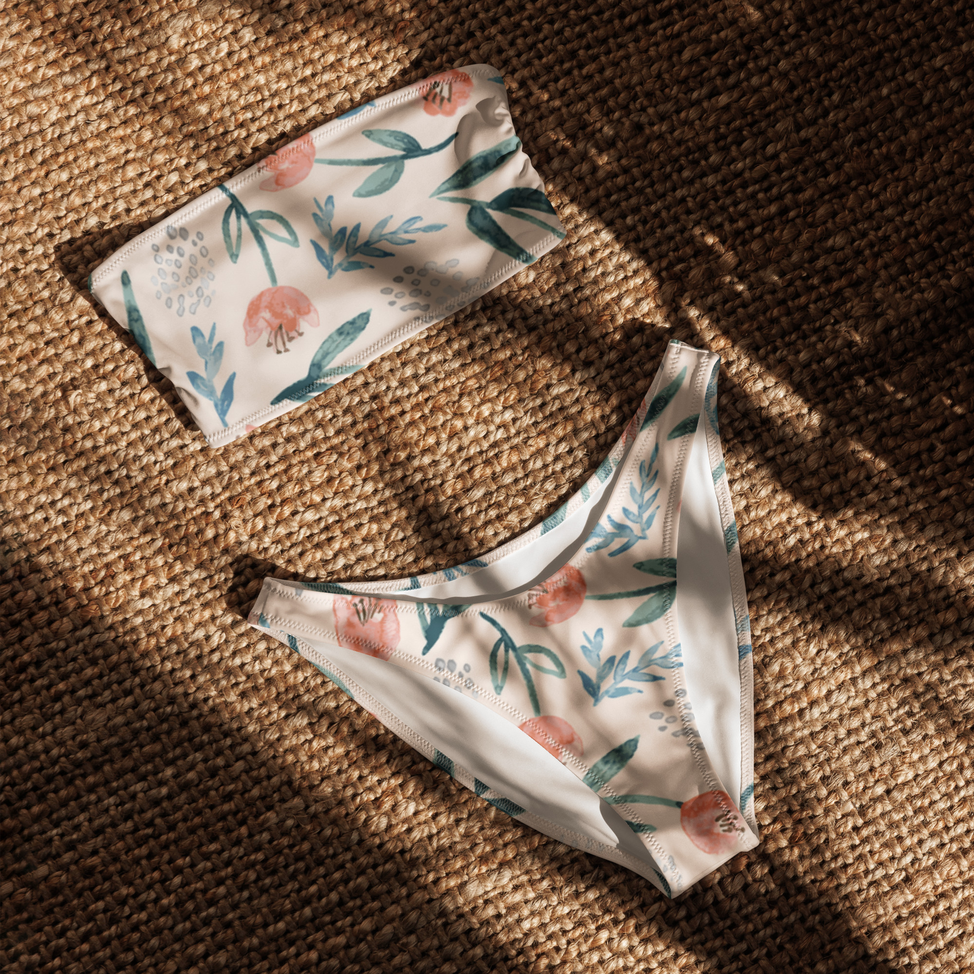 BIKINI BANDEAU SECADO RAPIDO ACABADO FLORAL 