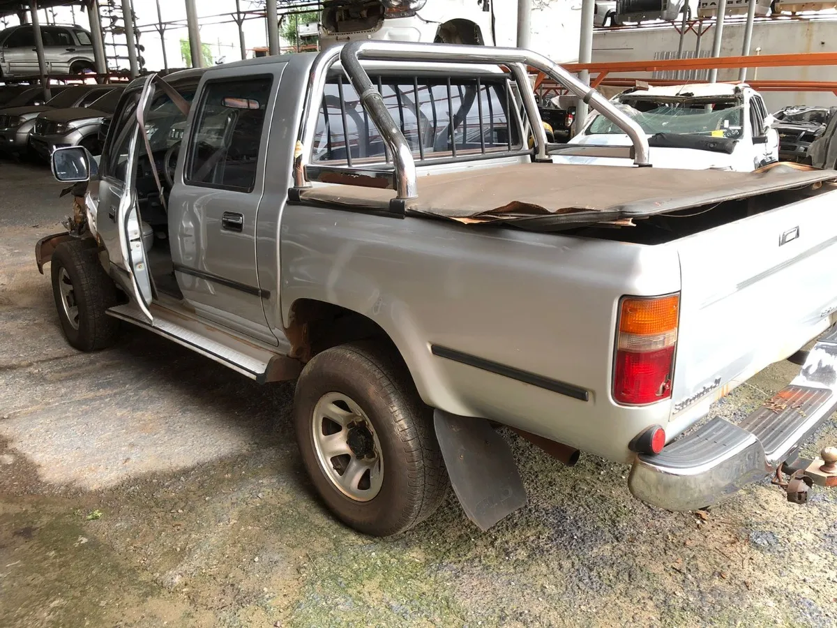 Toyota Hilux 3.0 2003 Diesel 4x4