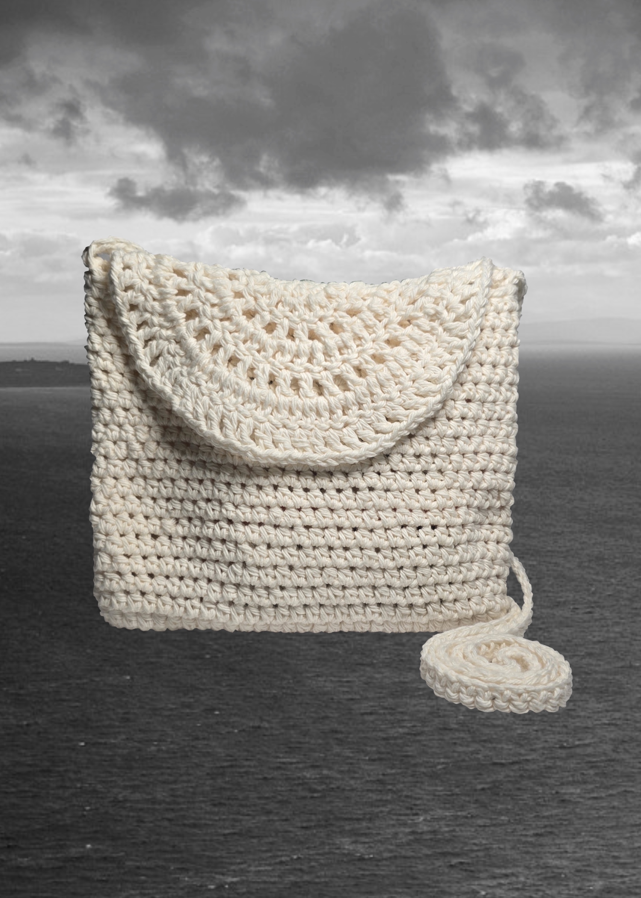 Hand crocheted bag 