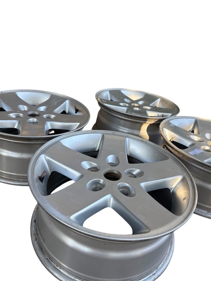 Set of 4 Alloy Wheels