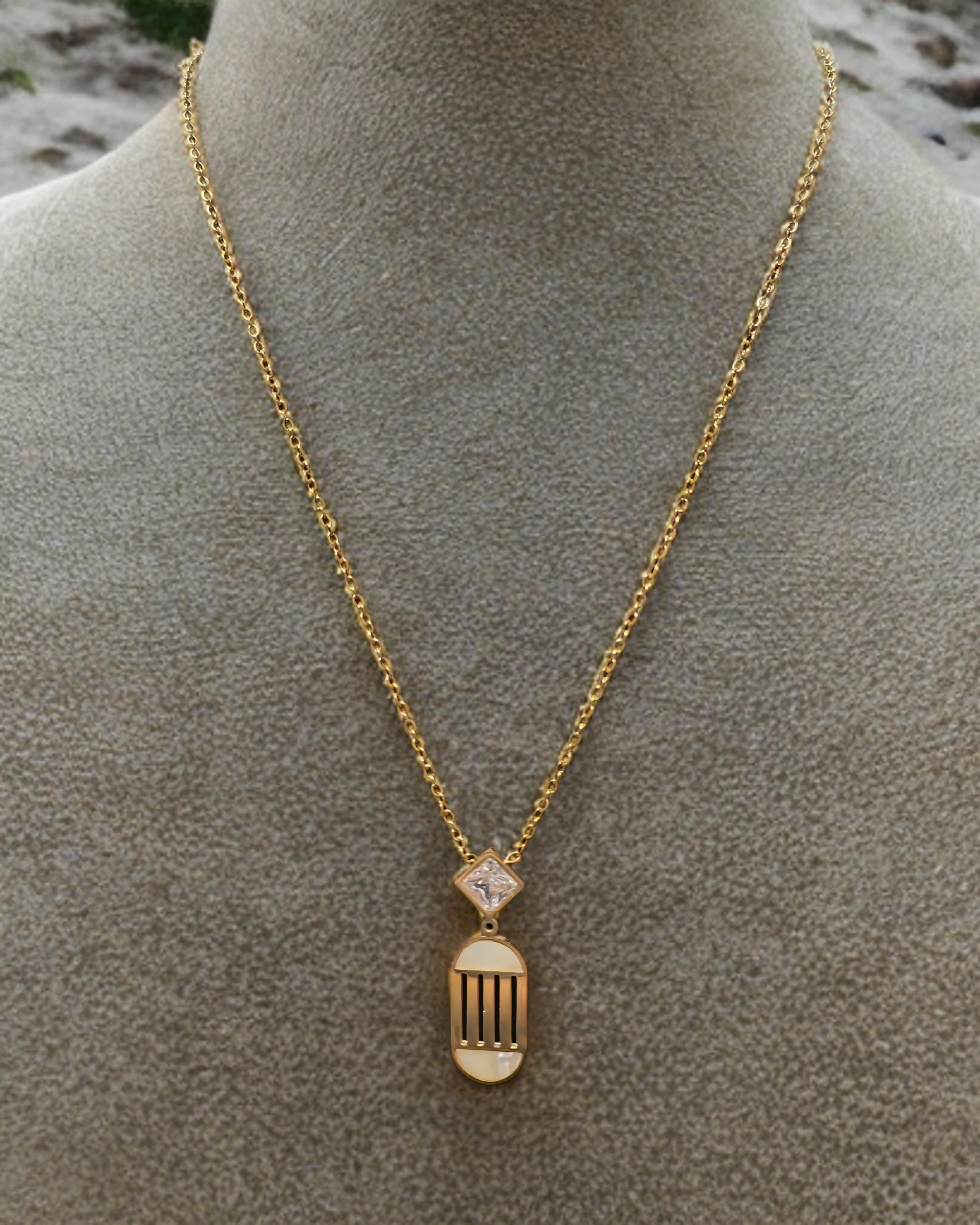 Gold-Plated Stainless Steel Pendant Necklace with Geometric Grille Design