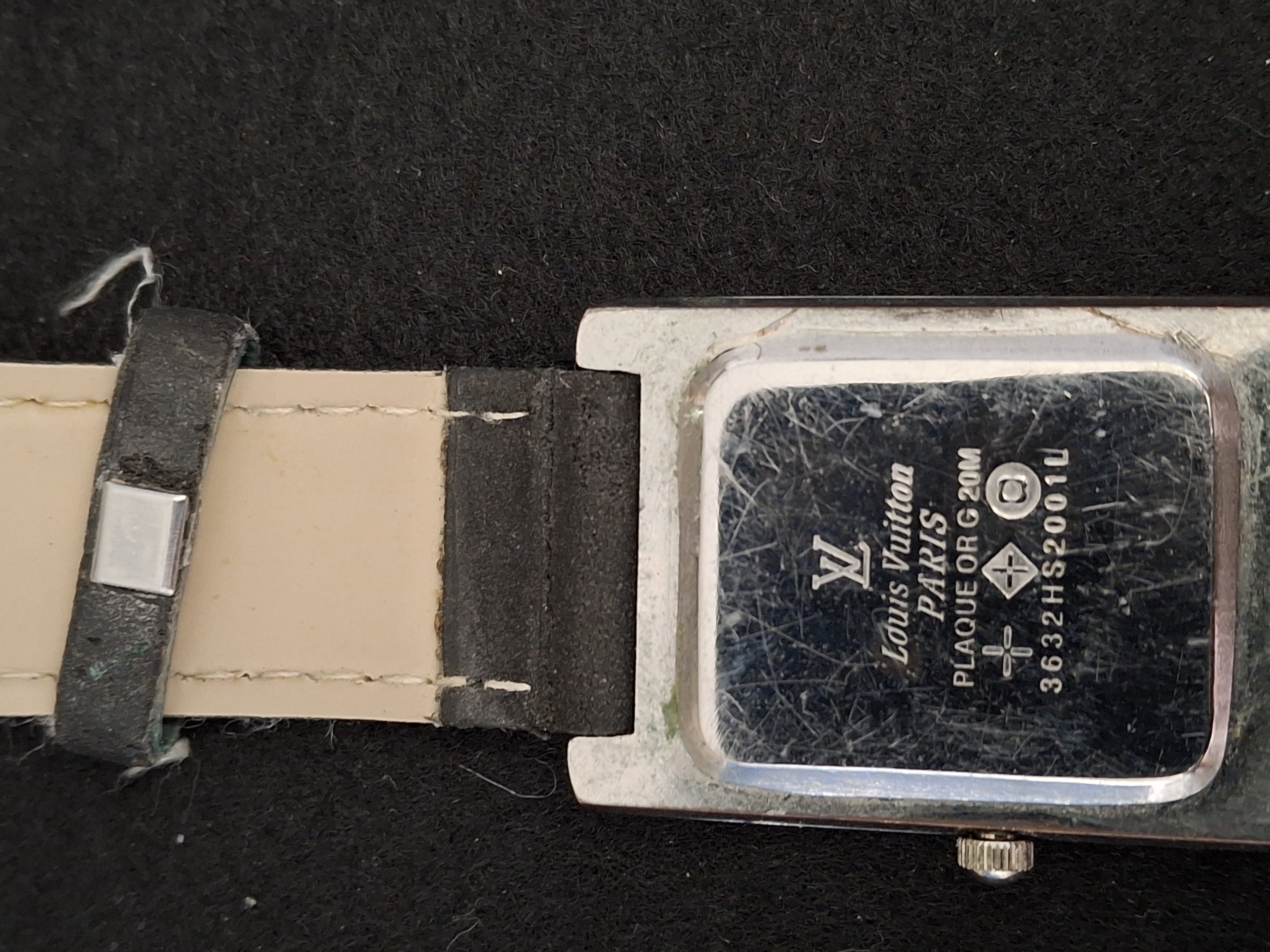 Montre Louis Vuitton Plaquée OR G 20M