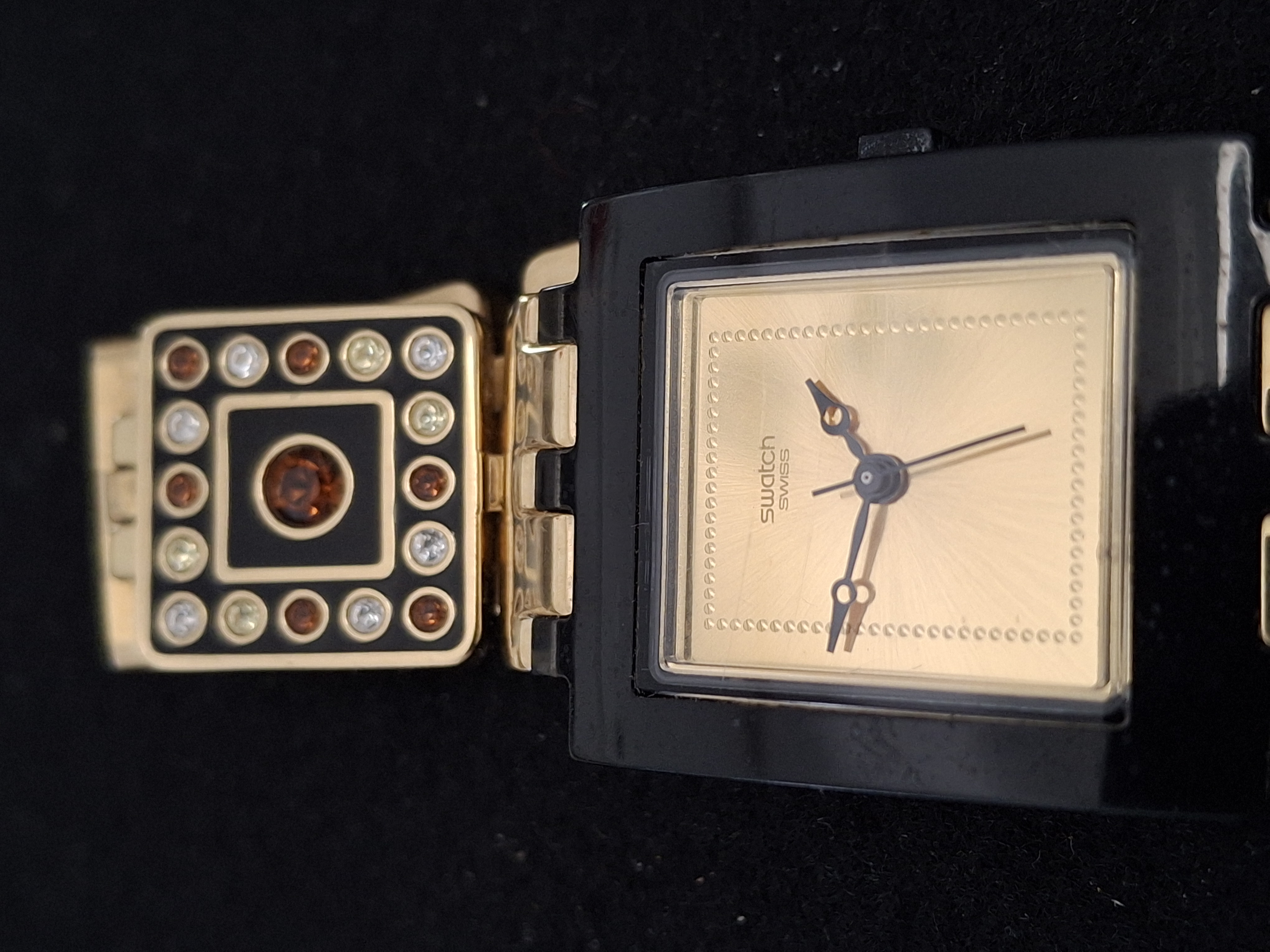 Montre Swatch élégante