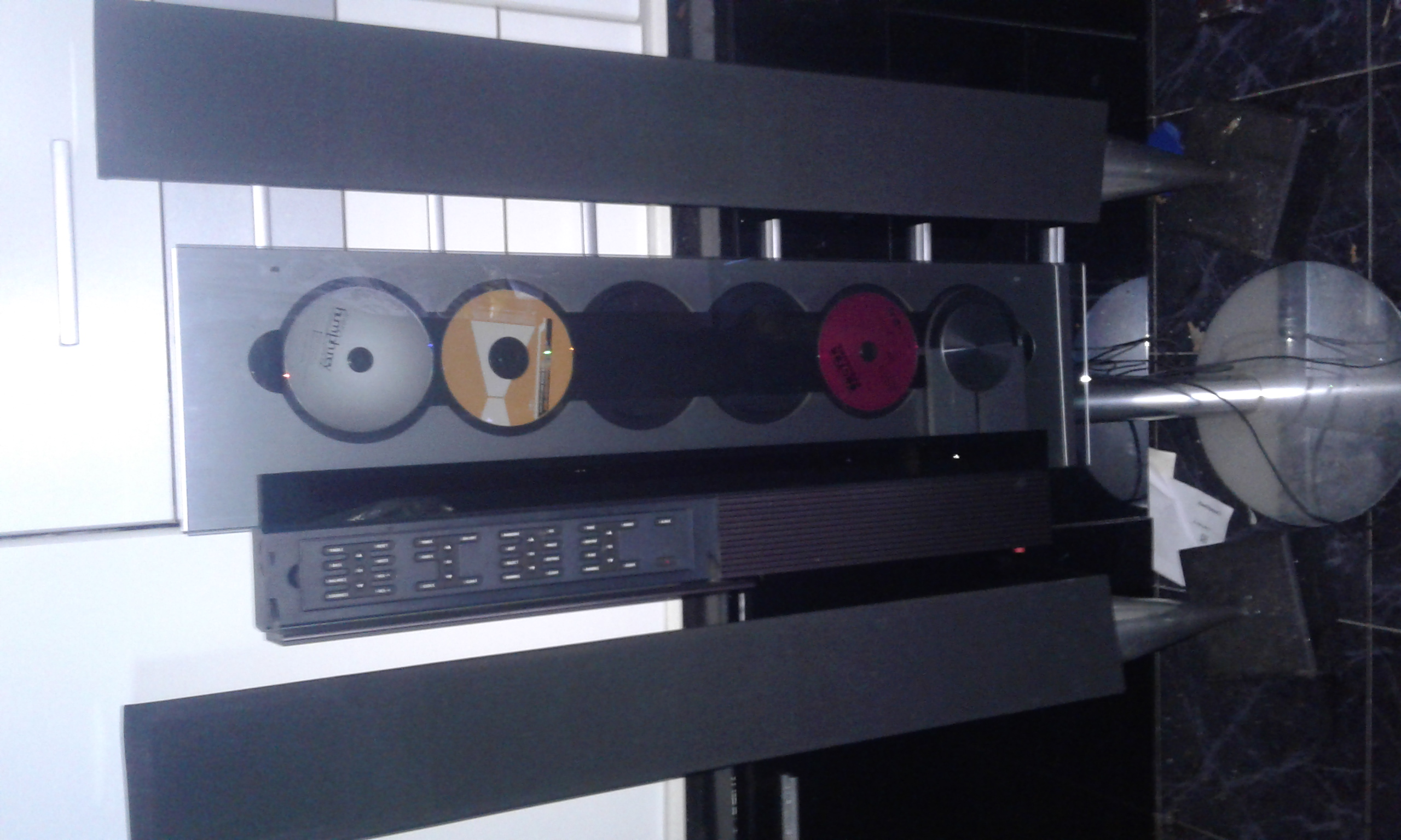 B&O Bang&Olufsen + 2 Beolab 8000