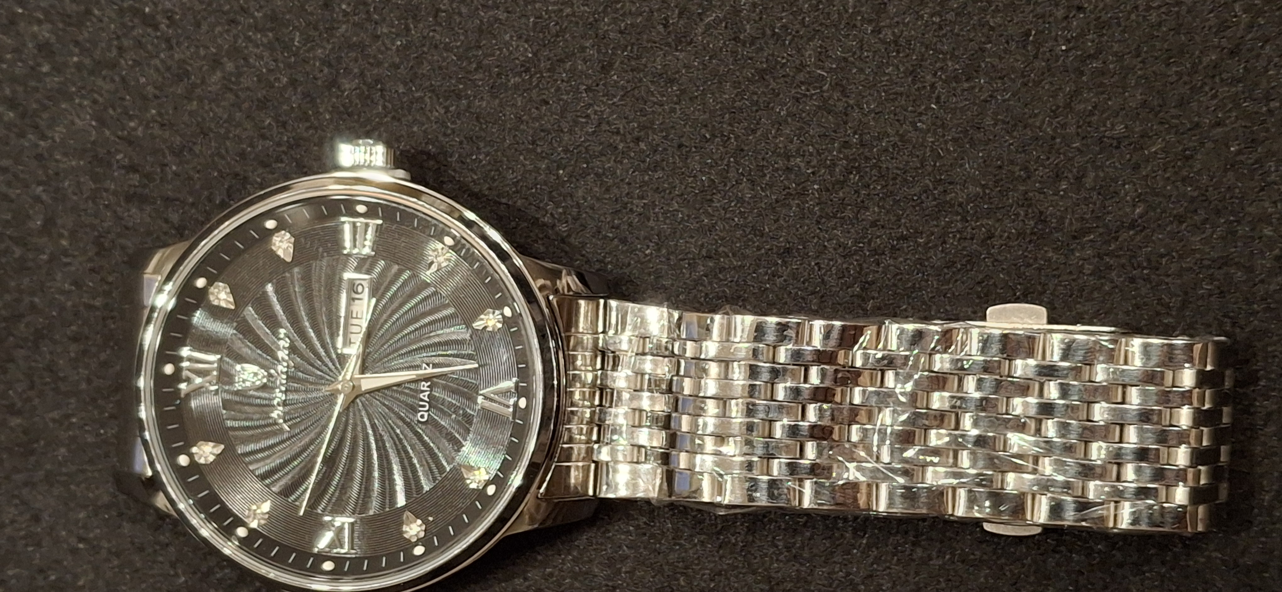 Montre-bracelet homme en acier inoxydable