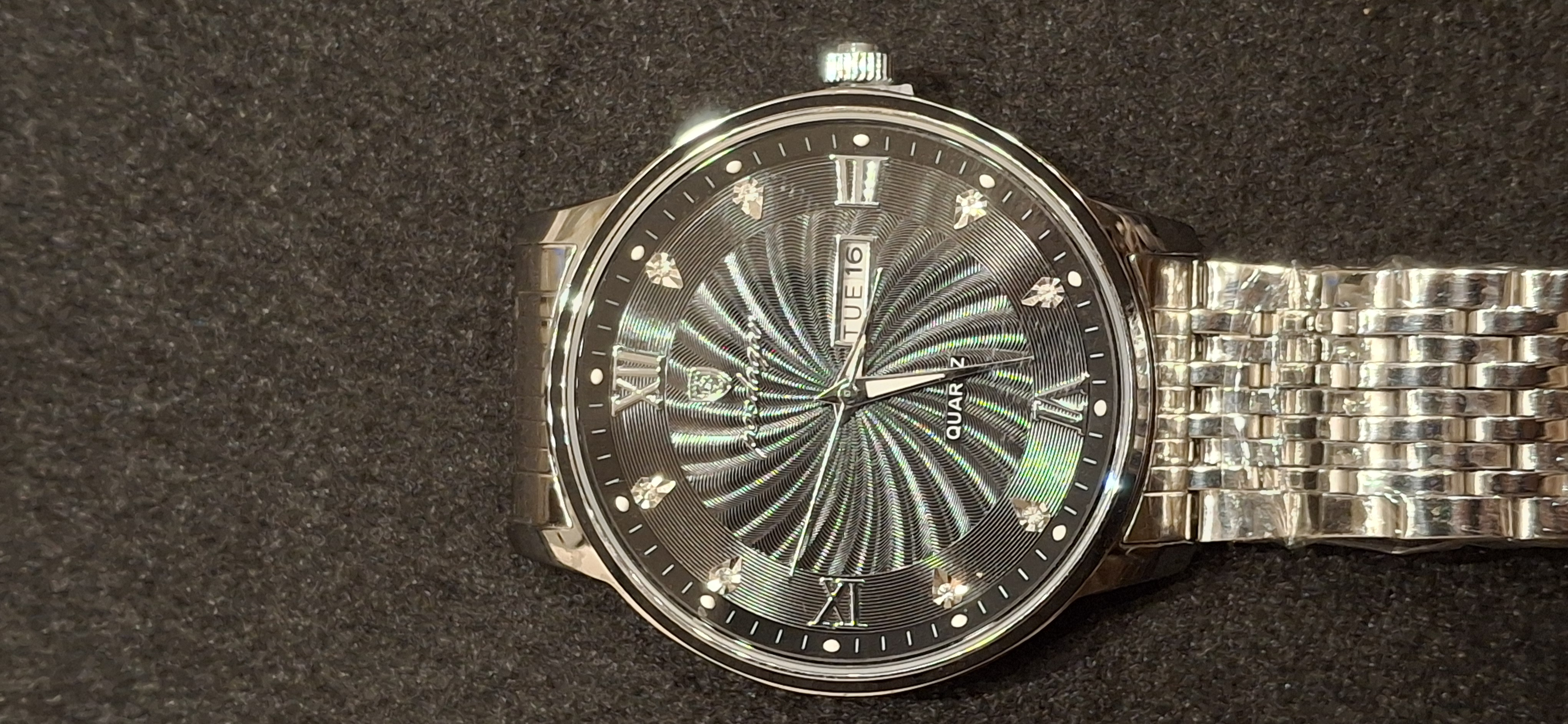 Montre-bracelet homme en acier inoxydable