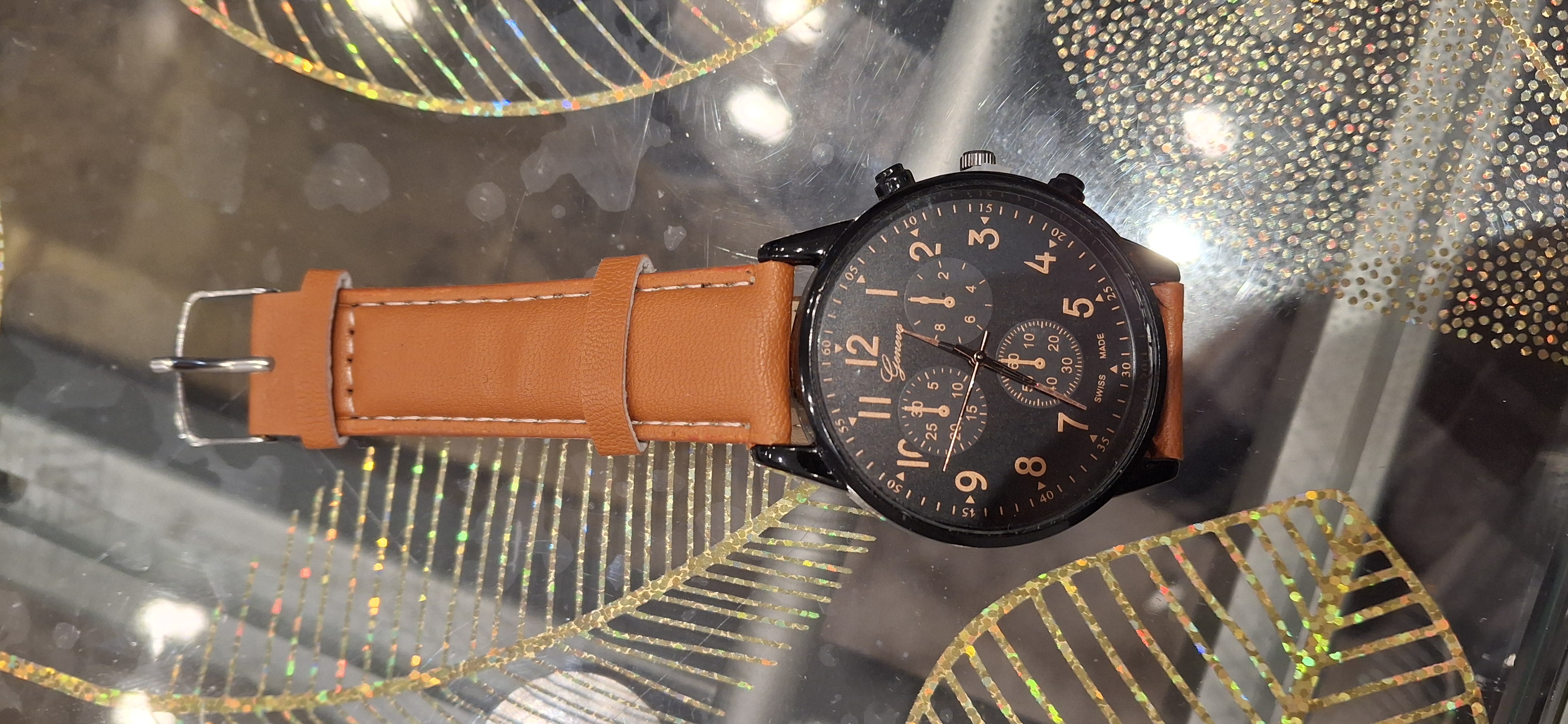 Montre-bracelet en couleur marron