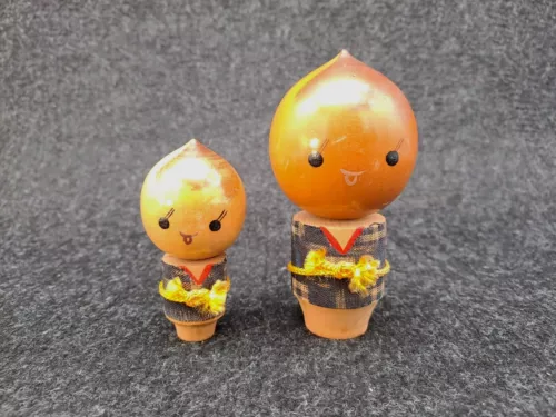 Kokeshi Japanese Dolls 'Suiteki' Original Japanese Craftsmanship