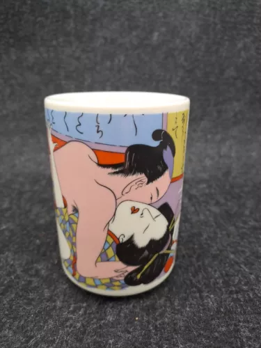 Yunomi Shunga Original Japanese Porcelain Tea Mug