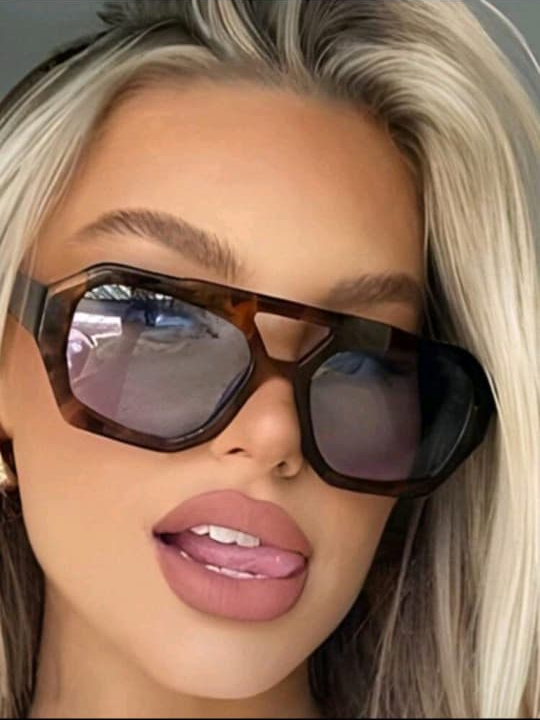 Ladies’ sunglasses