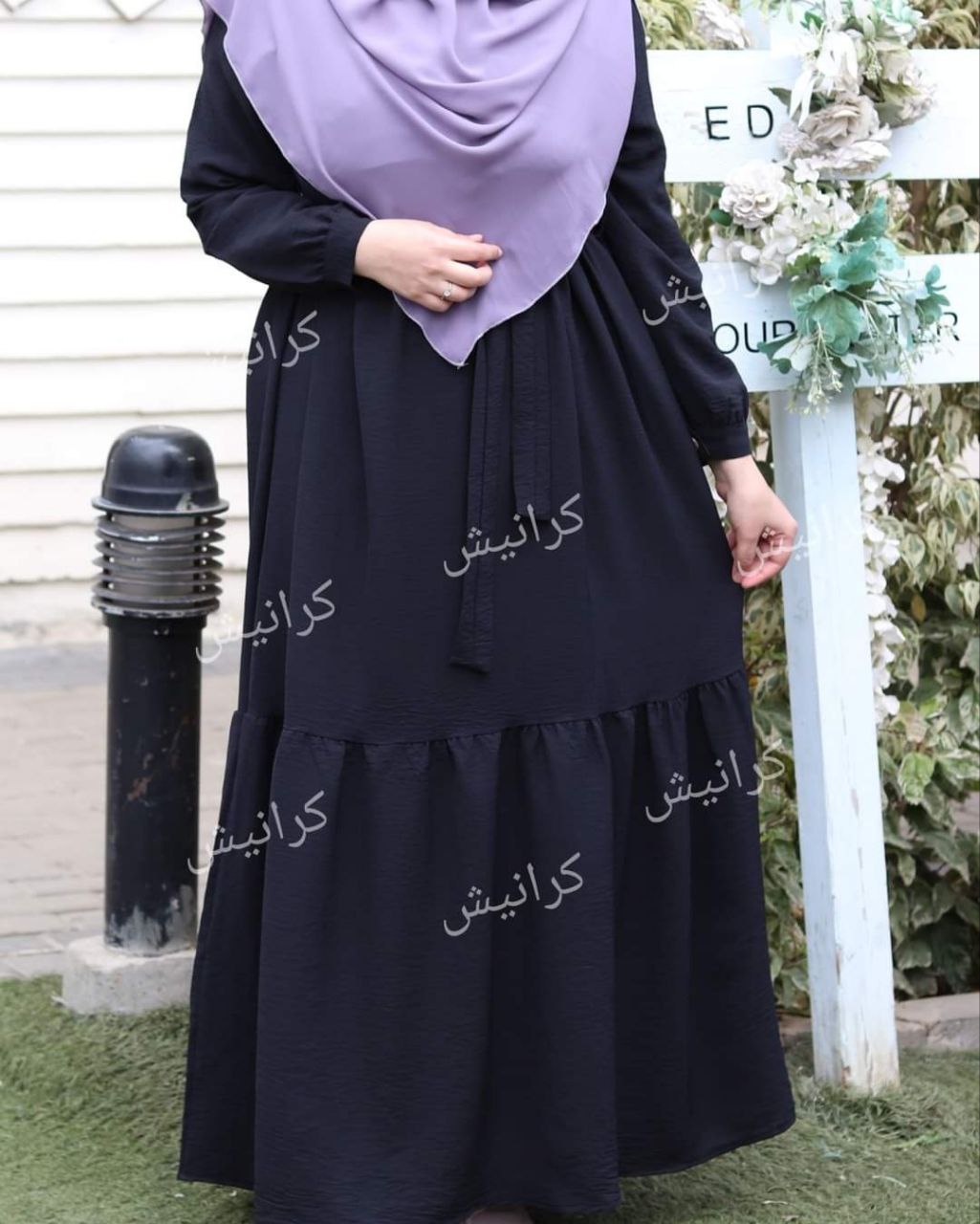 ( فستان أدوار ) 