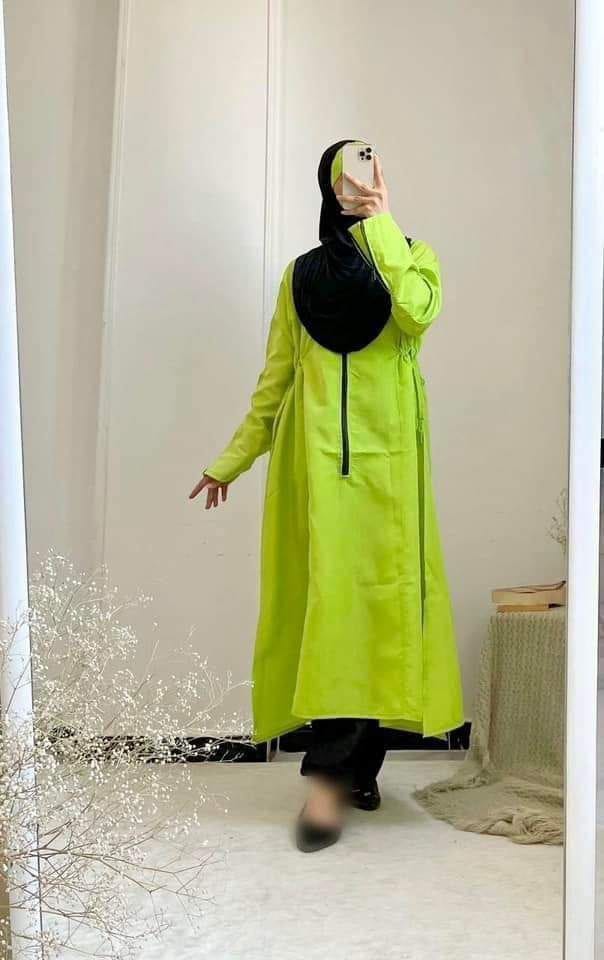 مايوة سادة فاتح