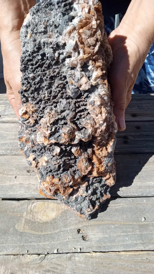 Dolomite / Malachite / Jarosite / Hausmannite