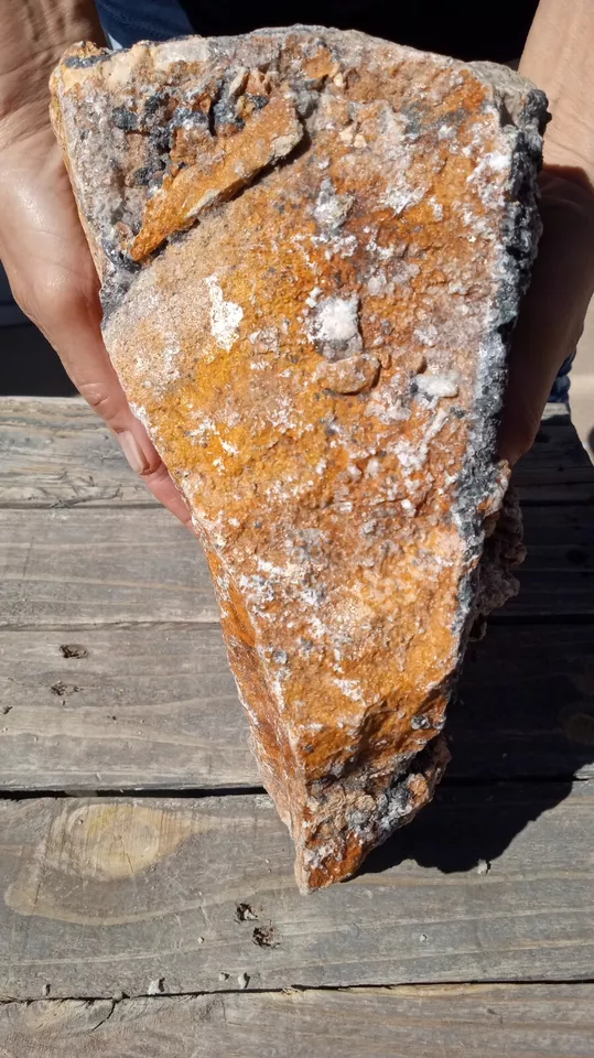 Dolomite / Malachite / Jarosite / Hausmannite