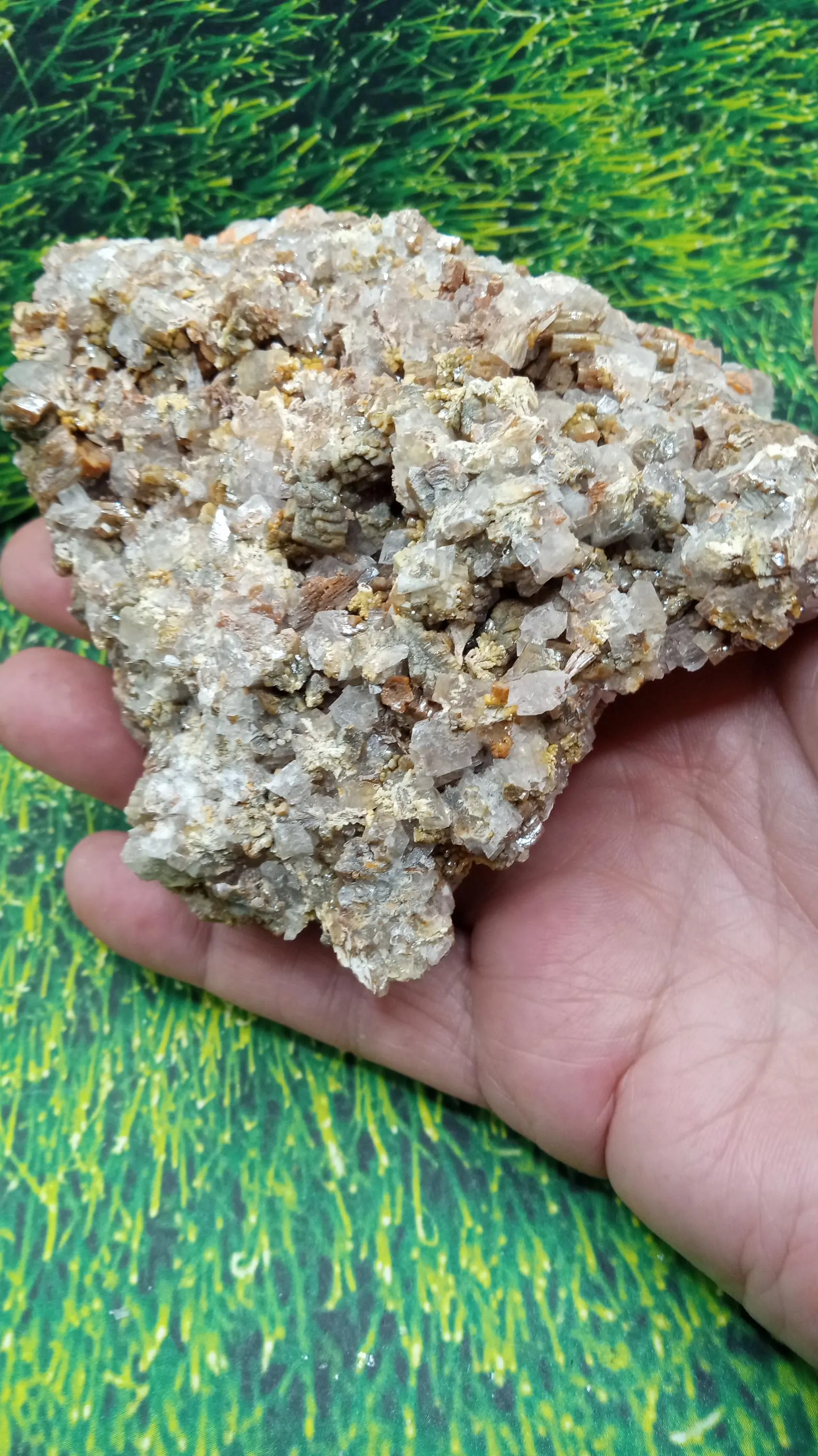 Barite / Quartz / Vanadinite - 