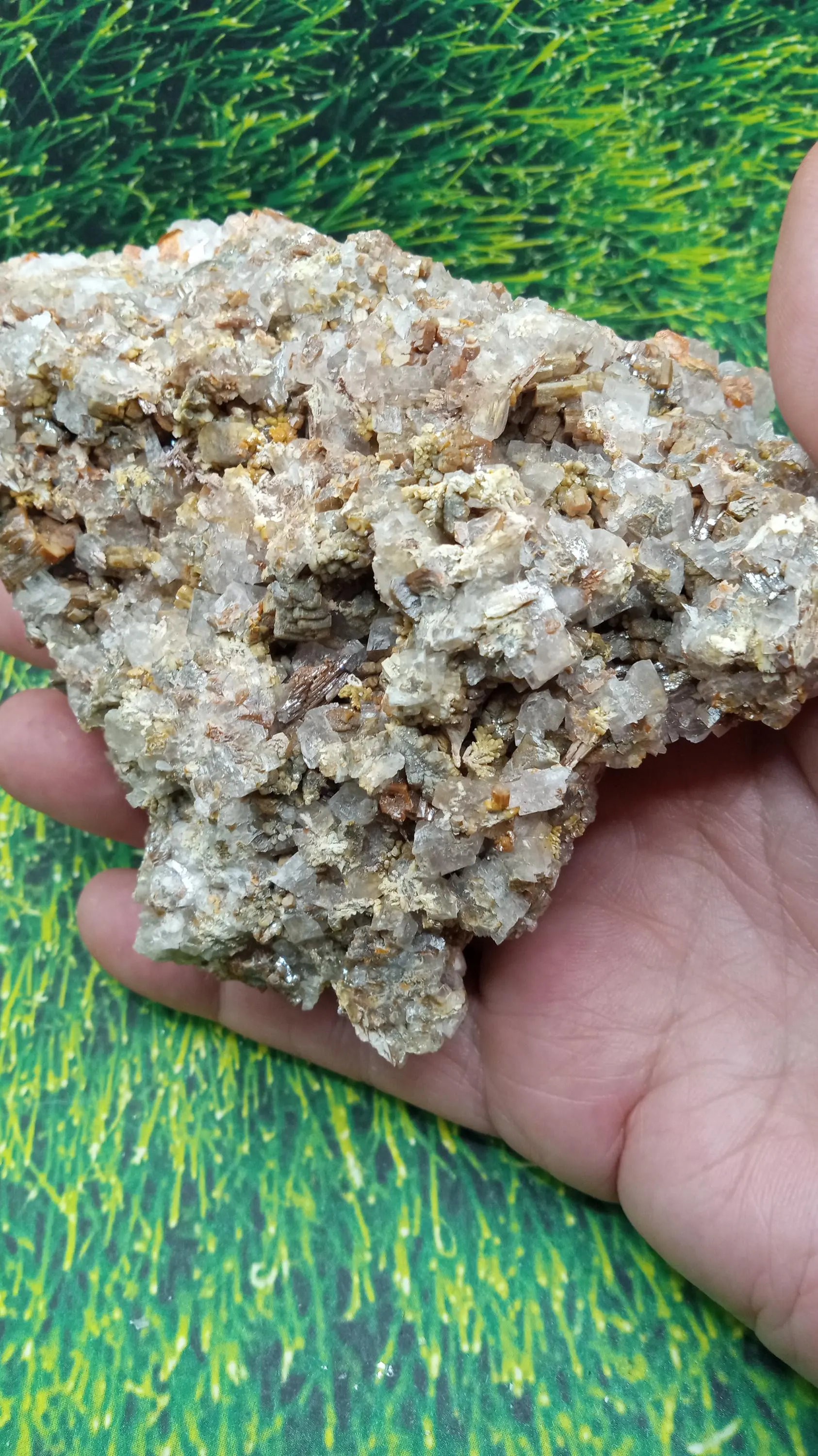 Barite / Quartz / Vanadinite - 