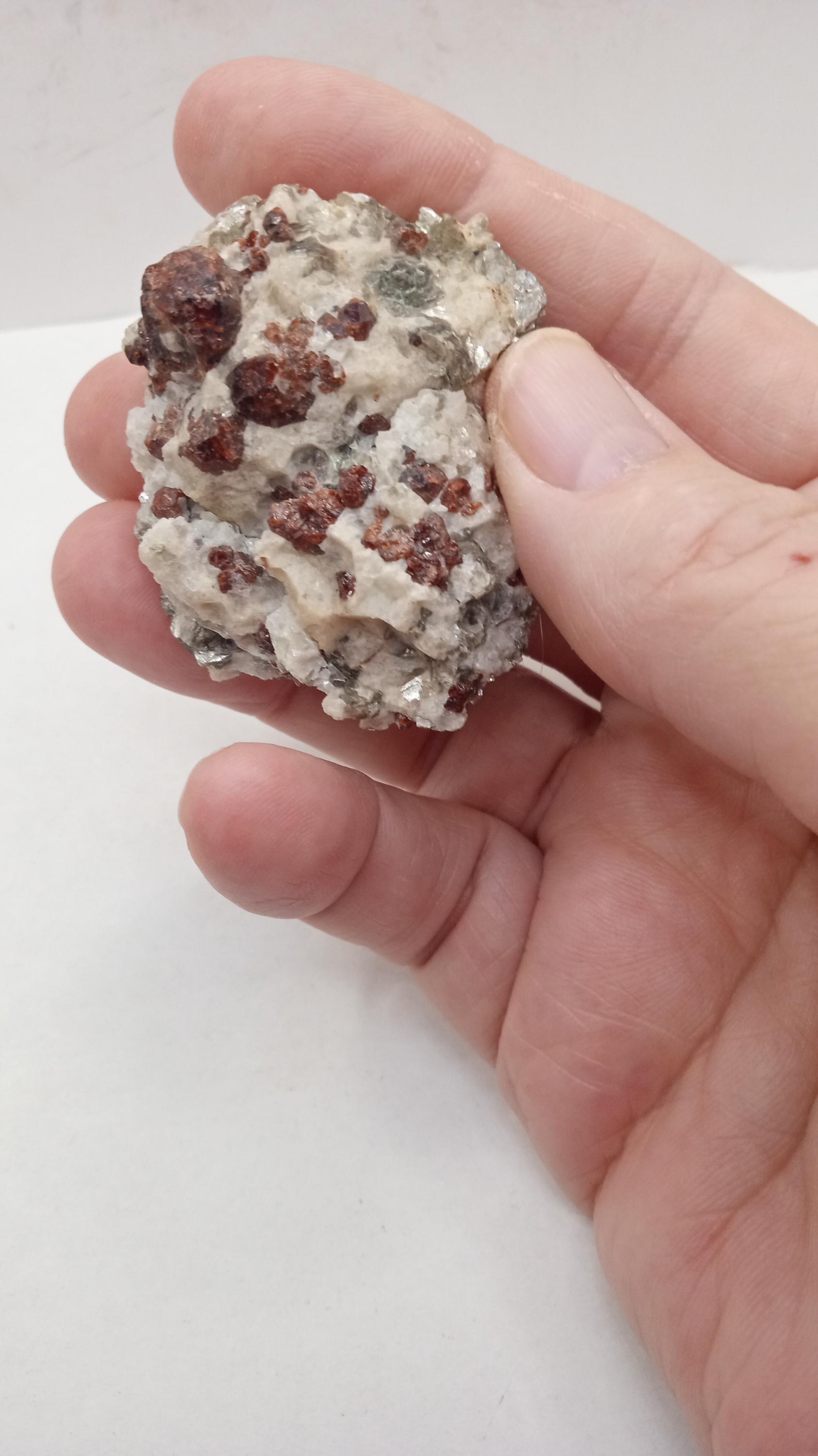 Spessartine Garnet Muscovite