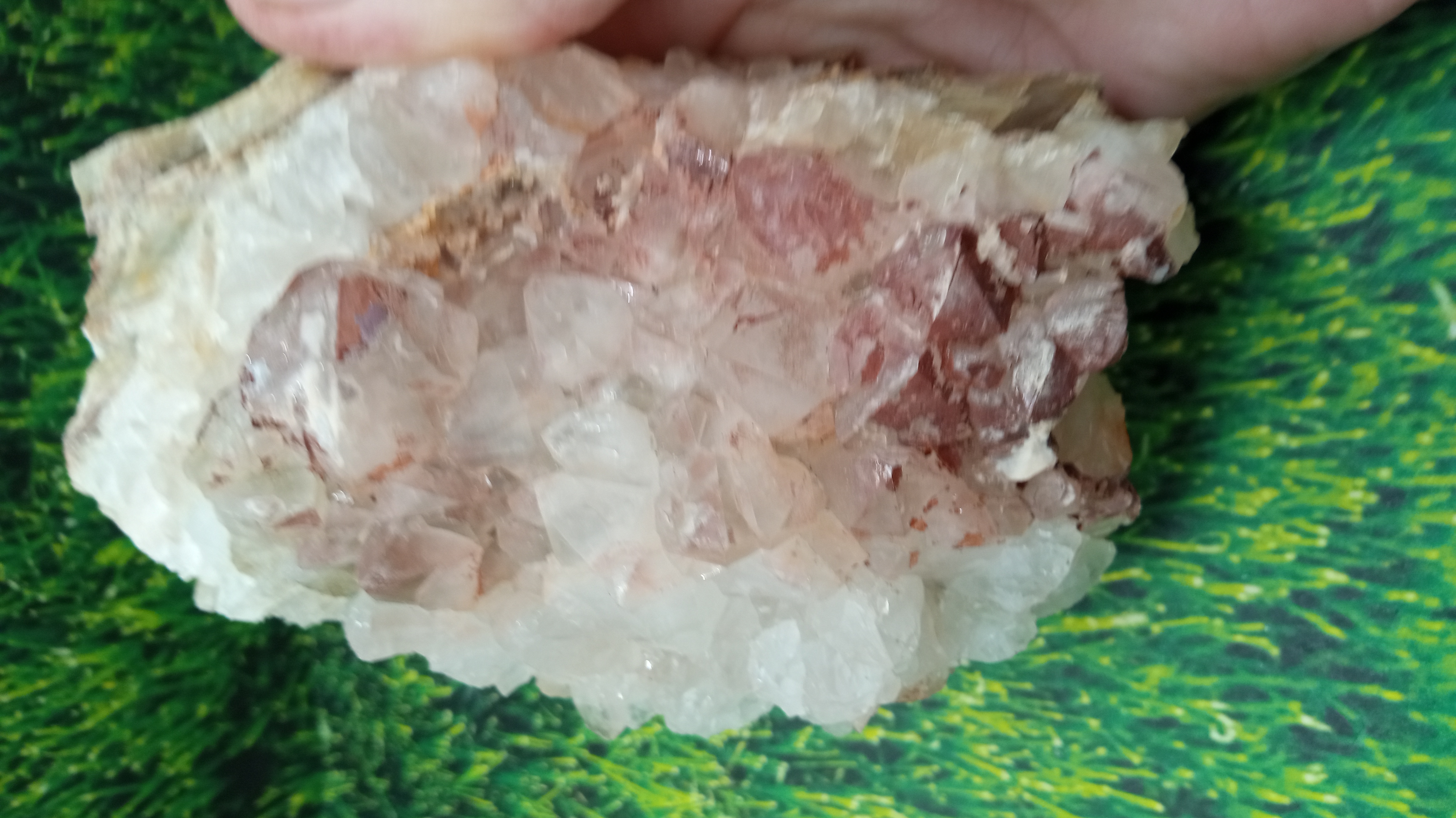 Amazing Calcite w/ clear & white Cubes w/ reddish colors - New Mexico
