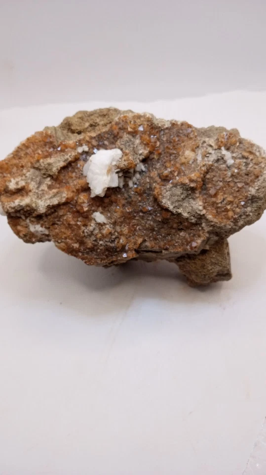 Grossular Garnet w/ calcite, Quartz