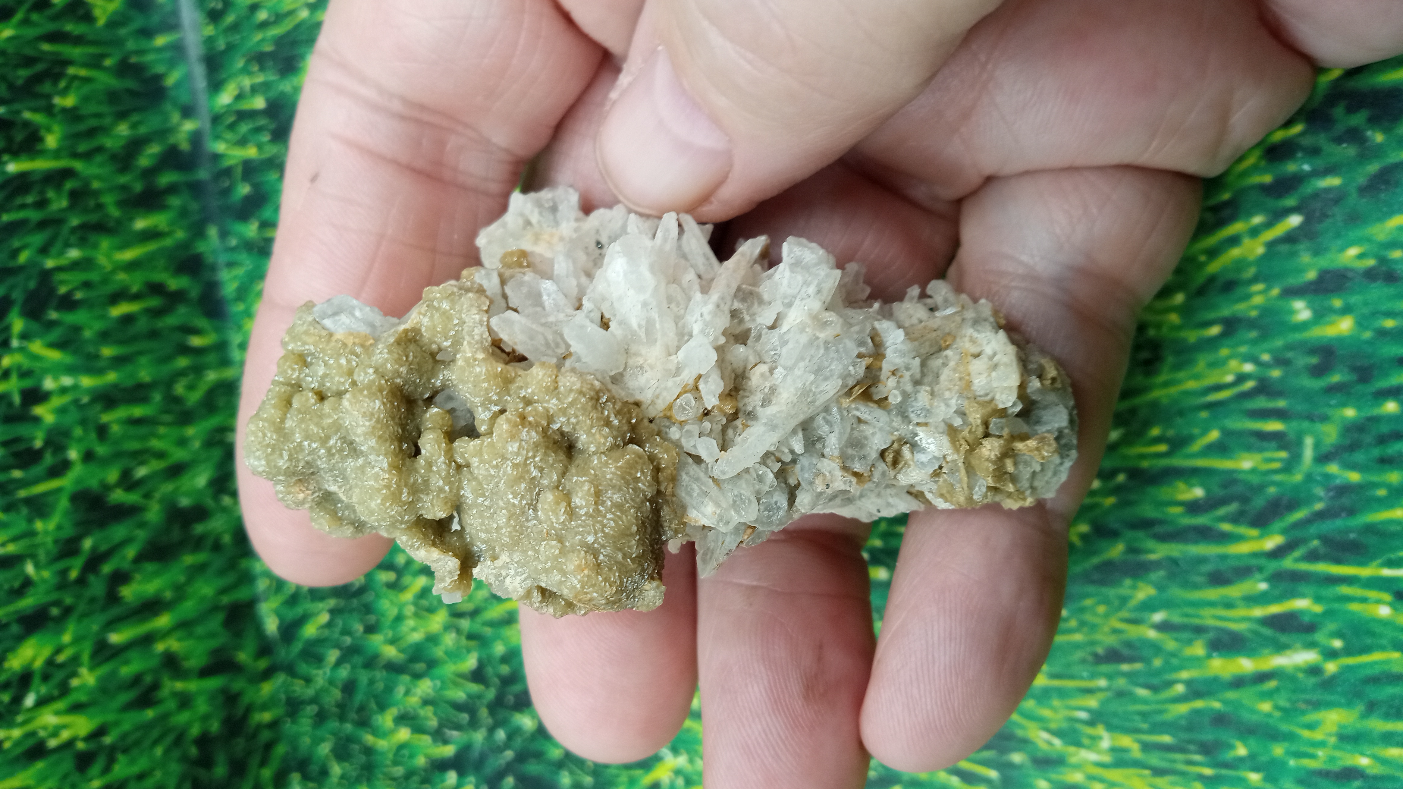 Mimetite  and pyromorphite Rare Mineral - New Mexico