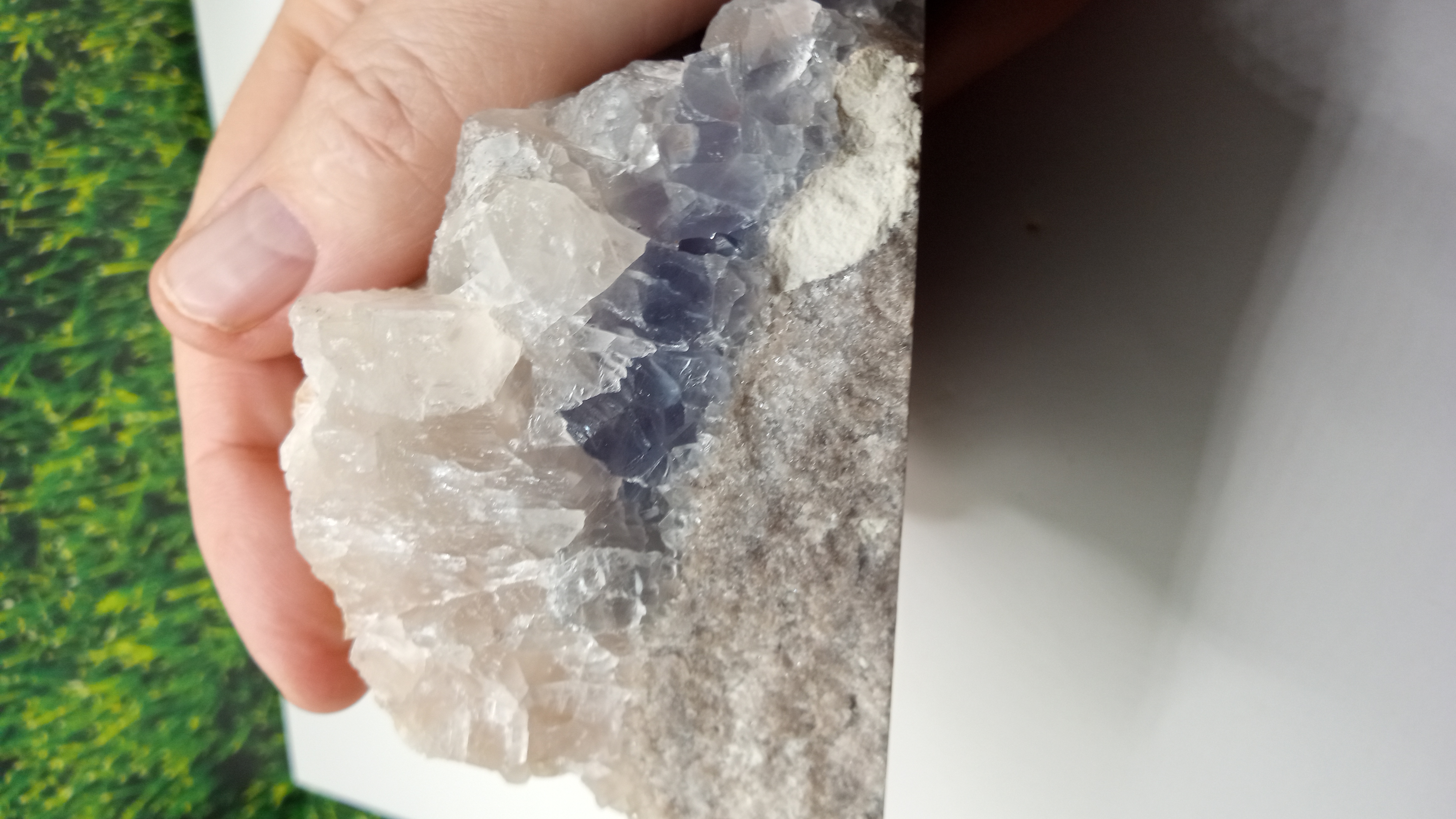 BEAUTIFUL LARGE CHUNK OF PURPLE / CLR FLUORITE - NEW MEXICO