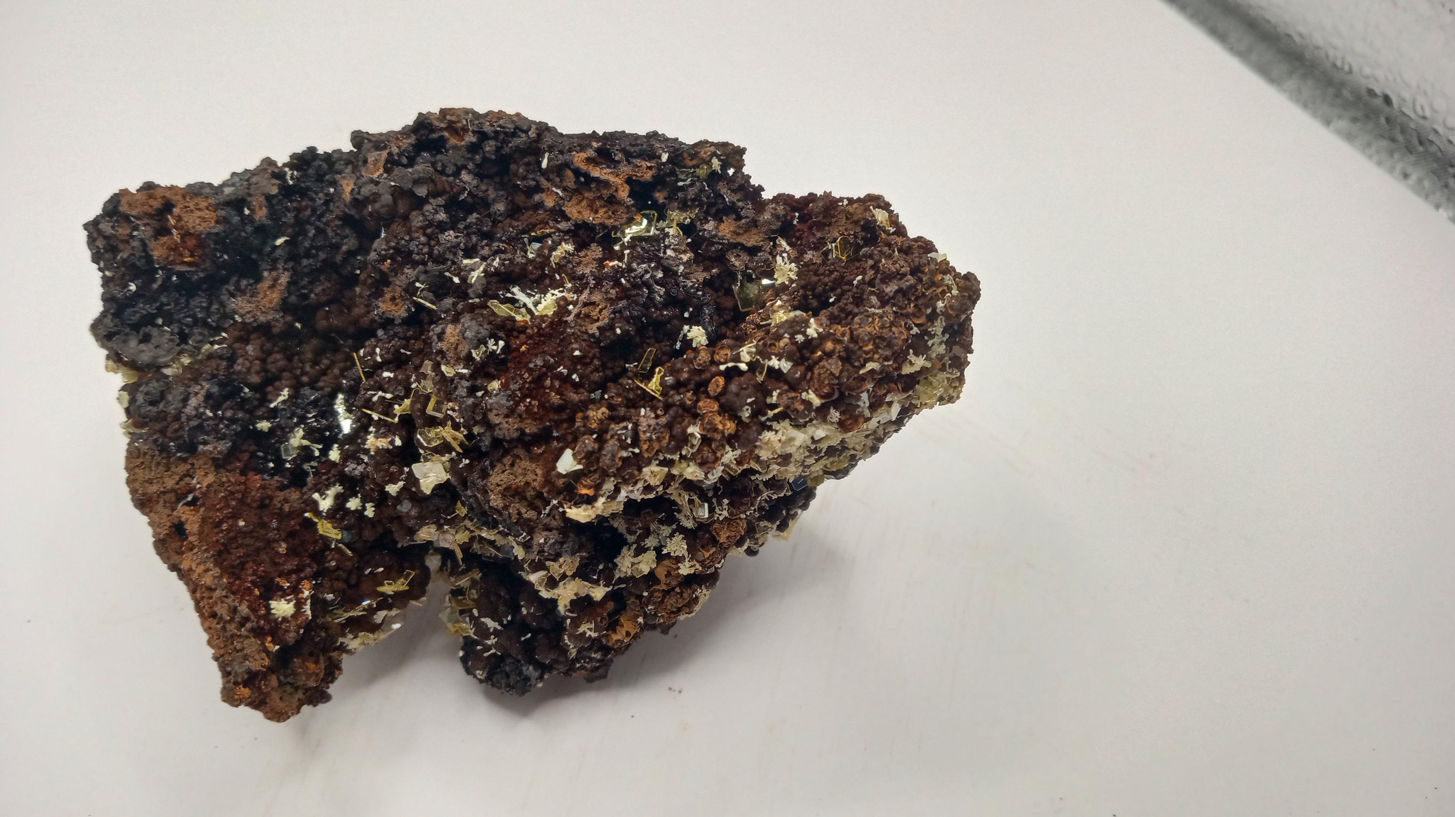 Crocolite / Conichalcite / Quartz - Mineral Specimen