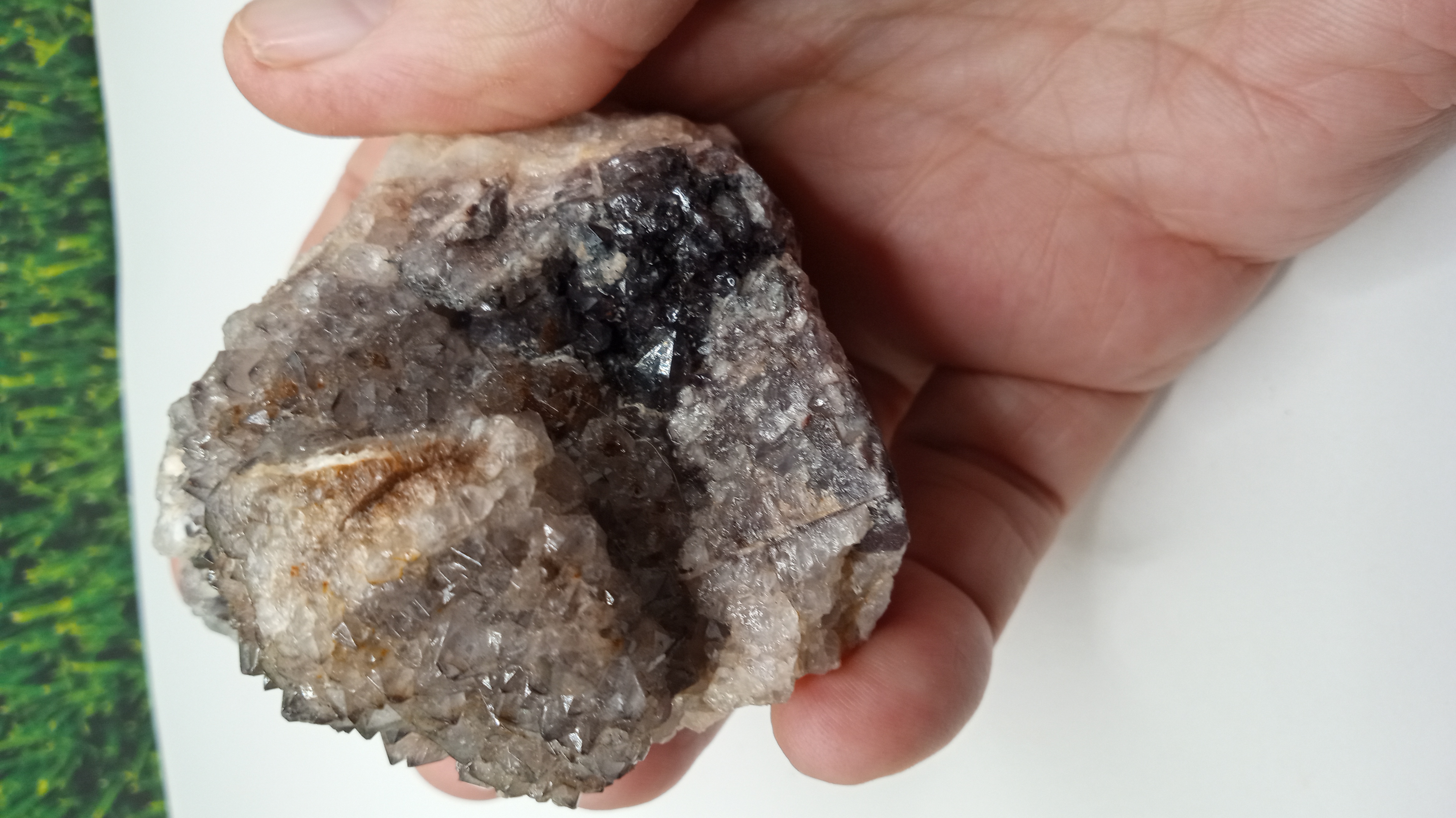 Nice Purple/ White / Black - Quartz - Quartzite - Calcite -