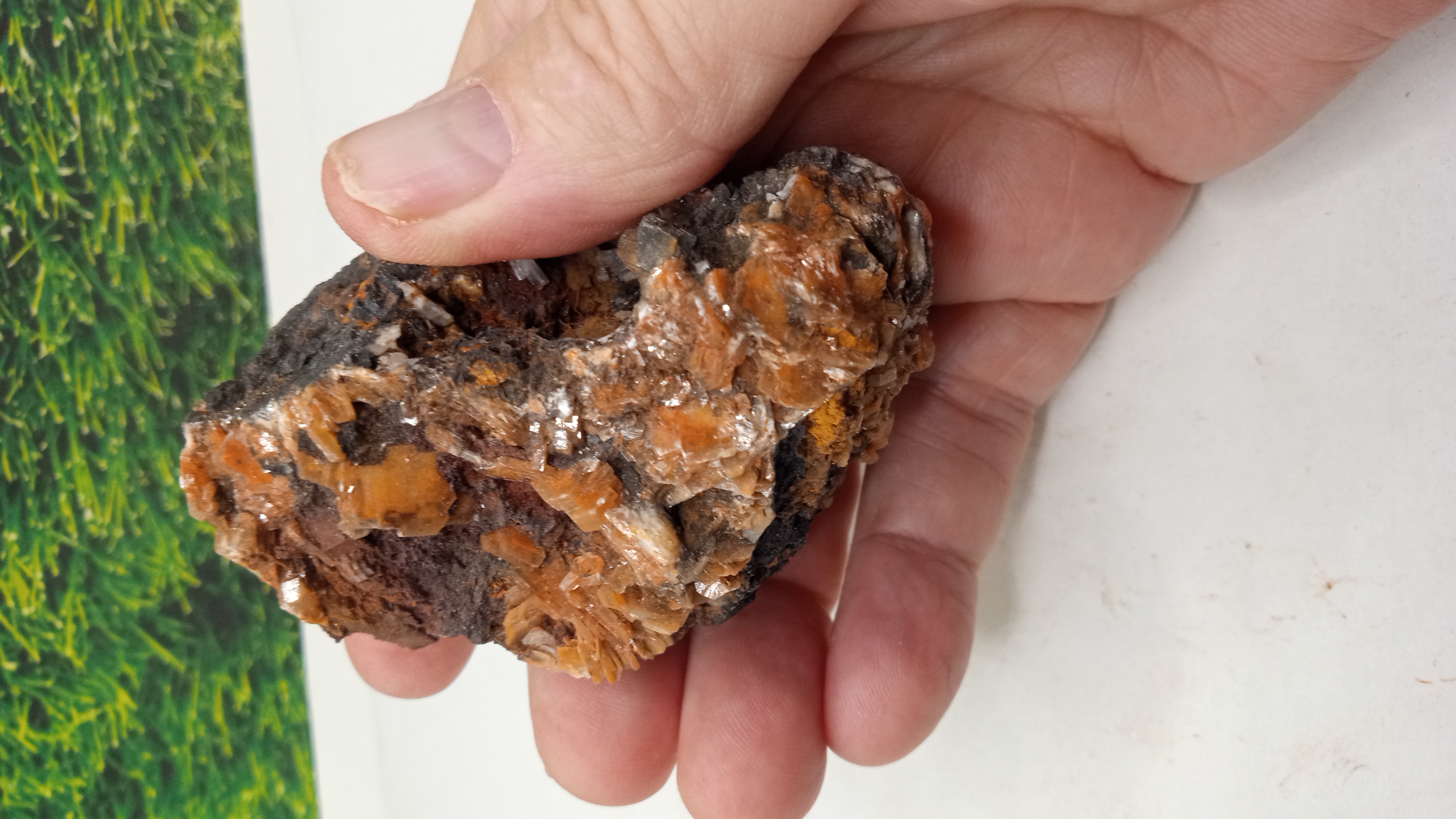 Hemimorphite / Wulfenite / Calcite   Organ Mts  New Mexico
