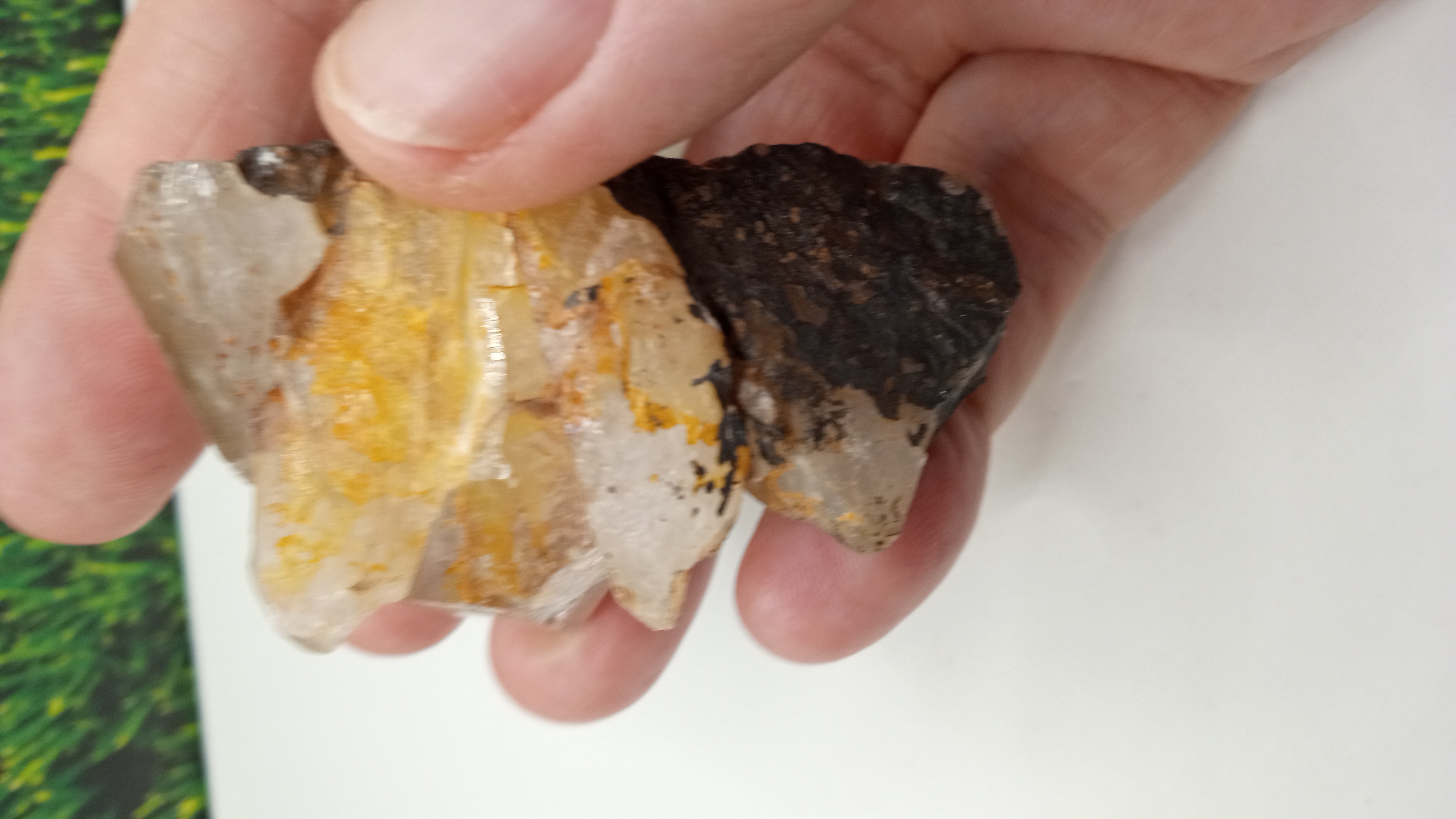 Ferruginous Quartz from Arizona   3.3 oz