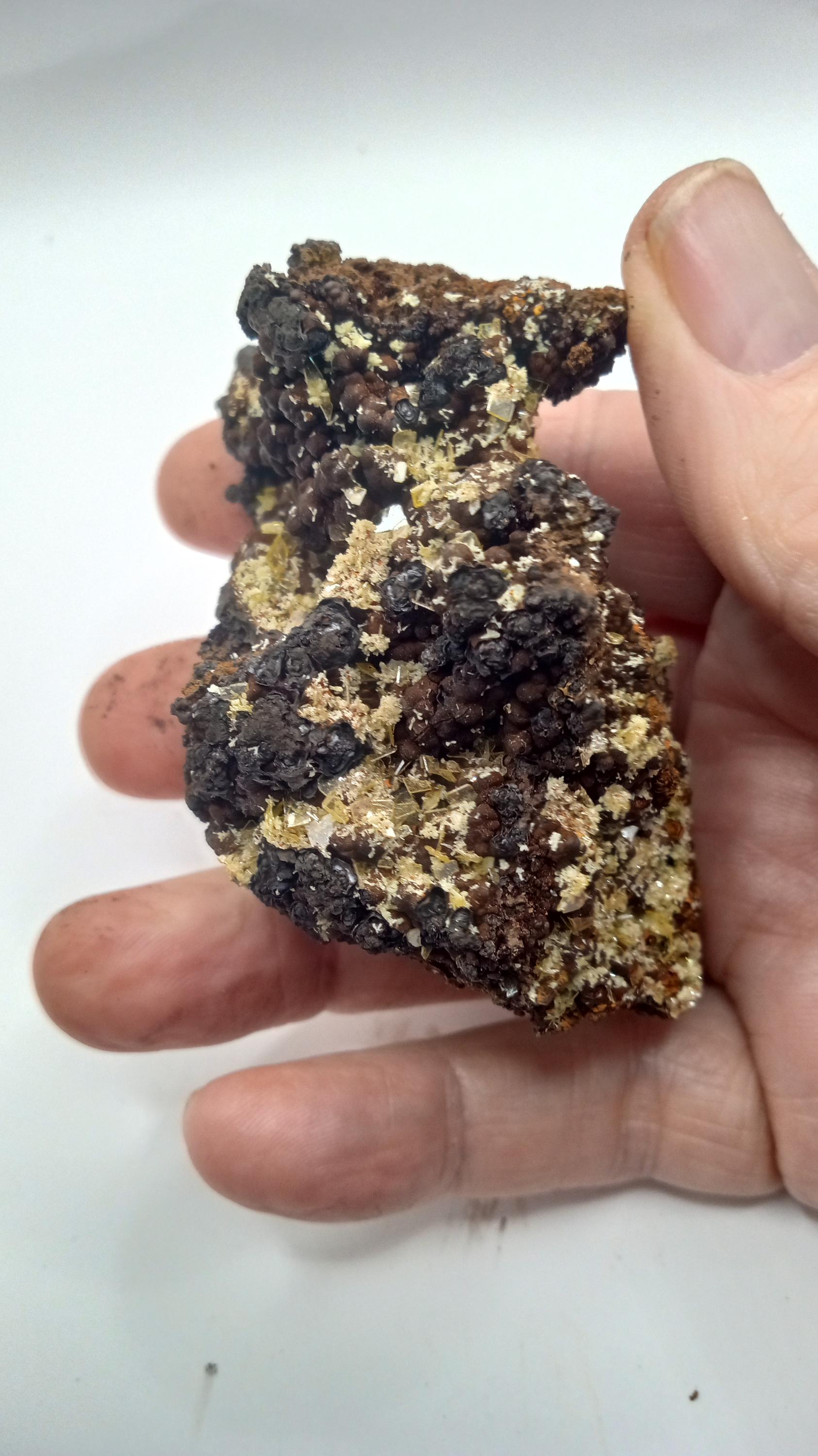 Crocolite / Conichalcite / Quartz - Mineral Specimen
