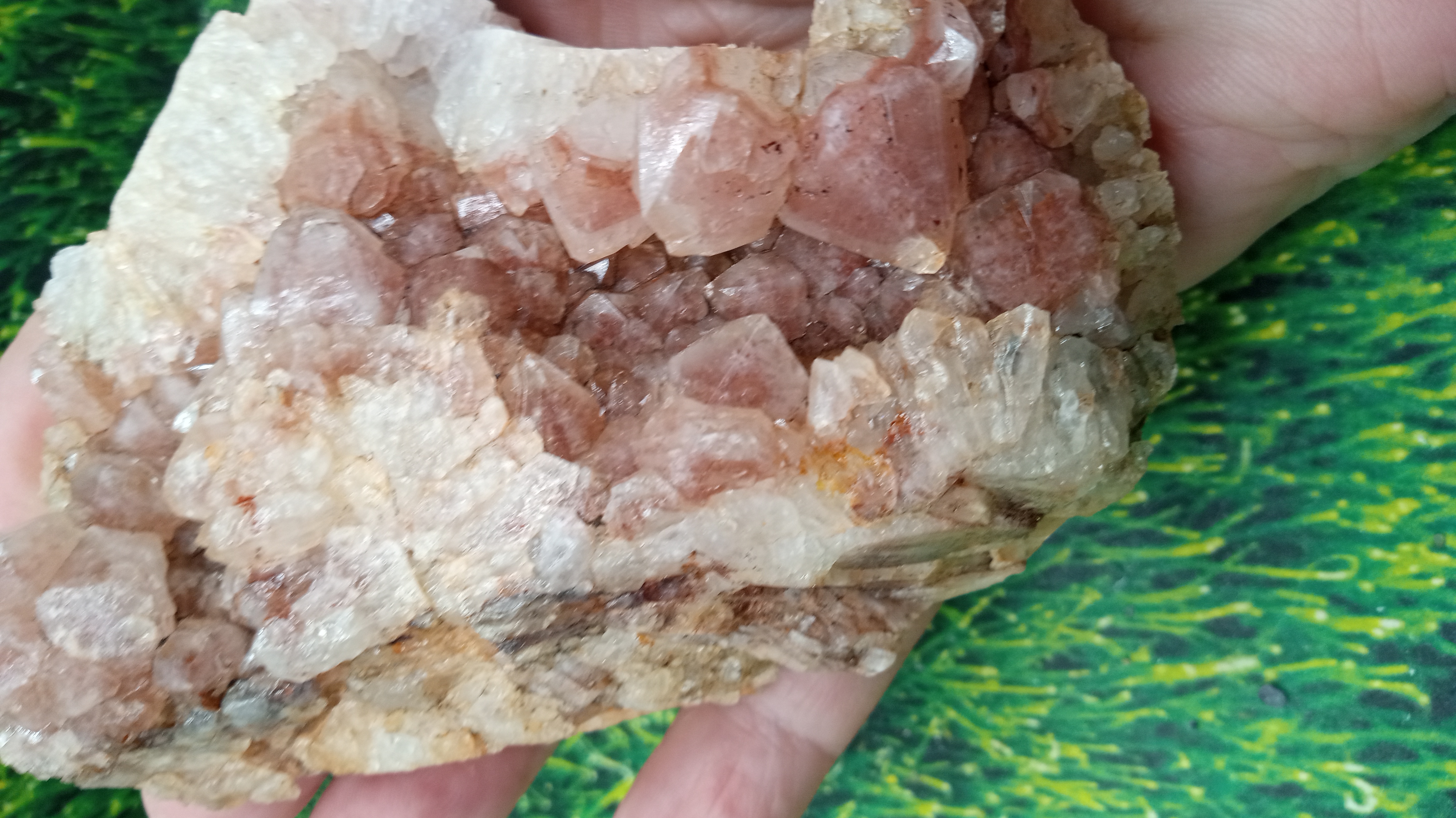Beautiful Red Quartz Cubes w/ Clear & Green Calcite ~