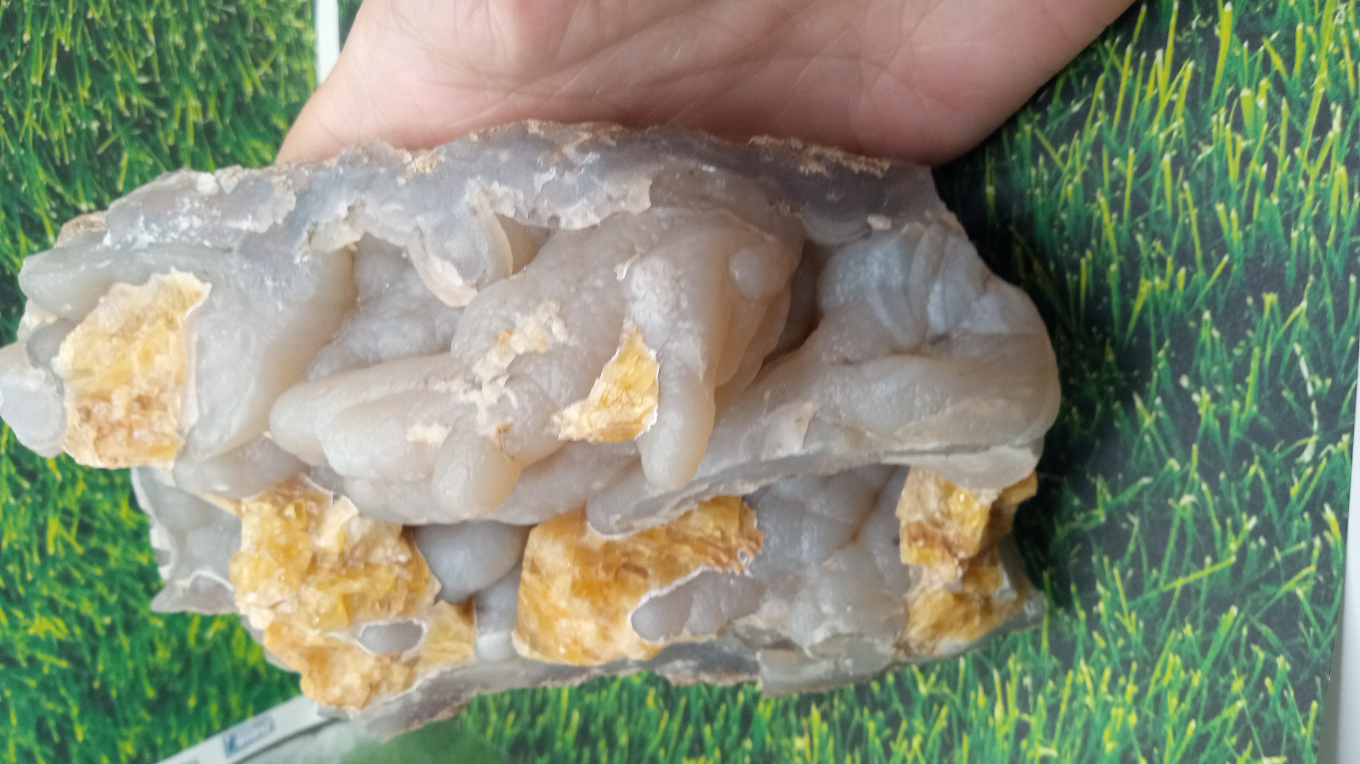 Gray chalcedony ~ Silver City area New Mexico