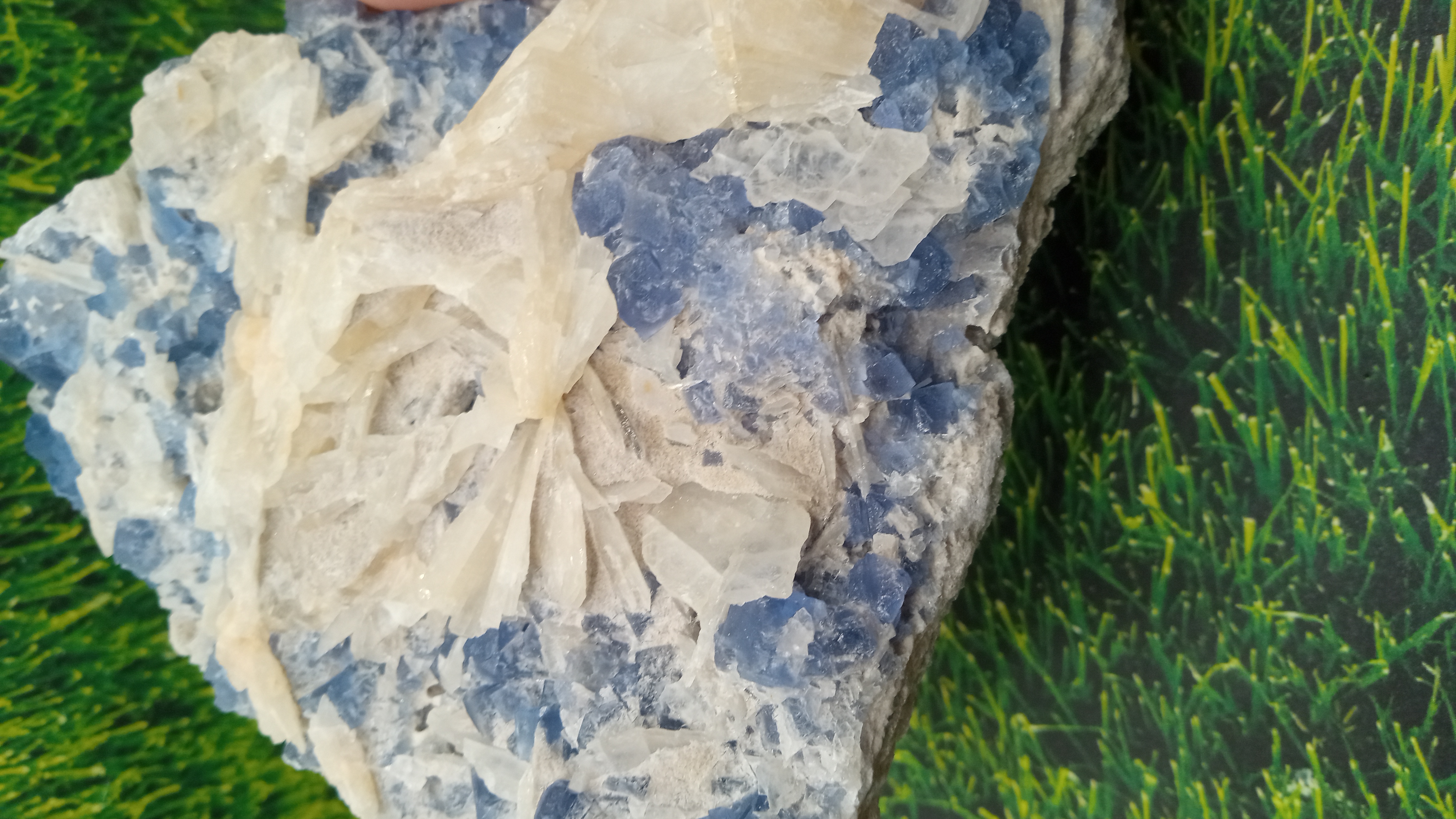 Stilbite / Fluorite Beautiful Mineral Specimen ~ Mexico ~