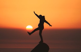 Hypnotic Journey: Gain Balance, Enjoy Happiness, and Reduce Stress